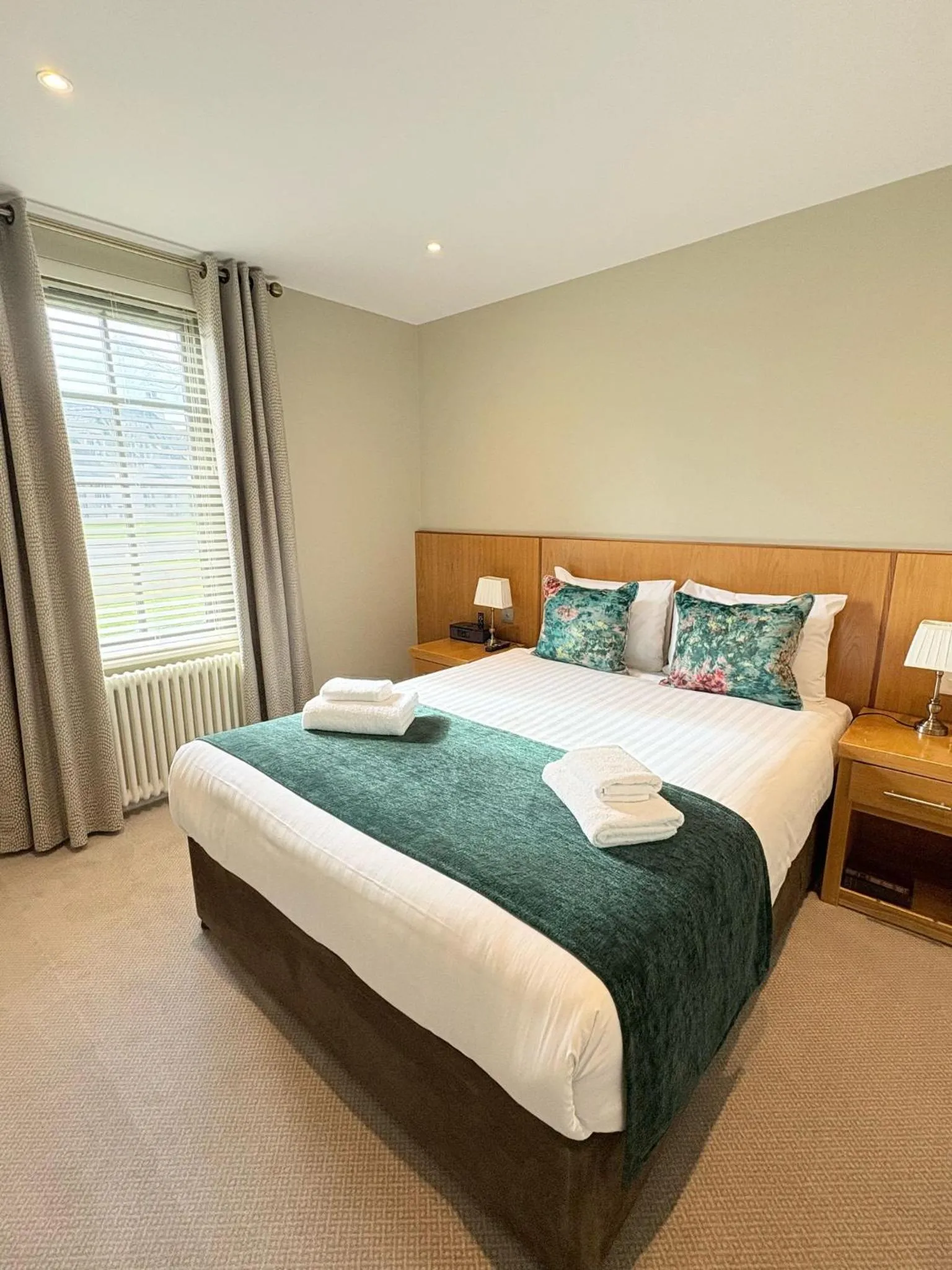 Bedroom, Bed in Lodge at Lough Erne