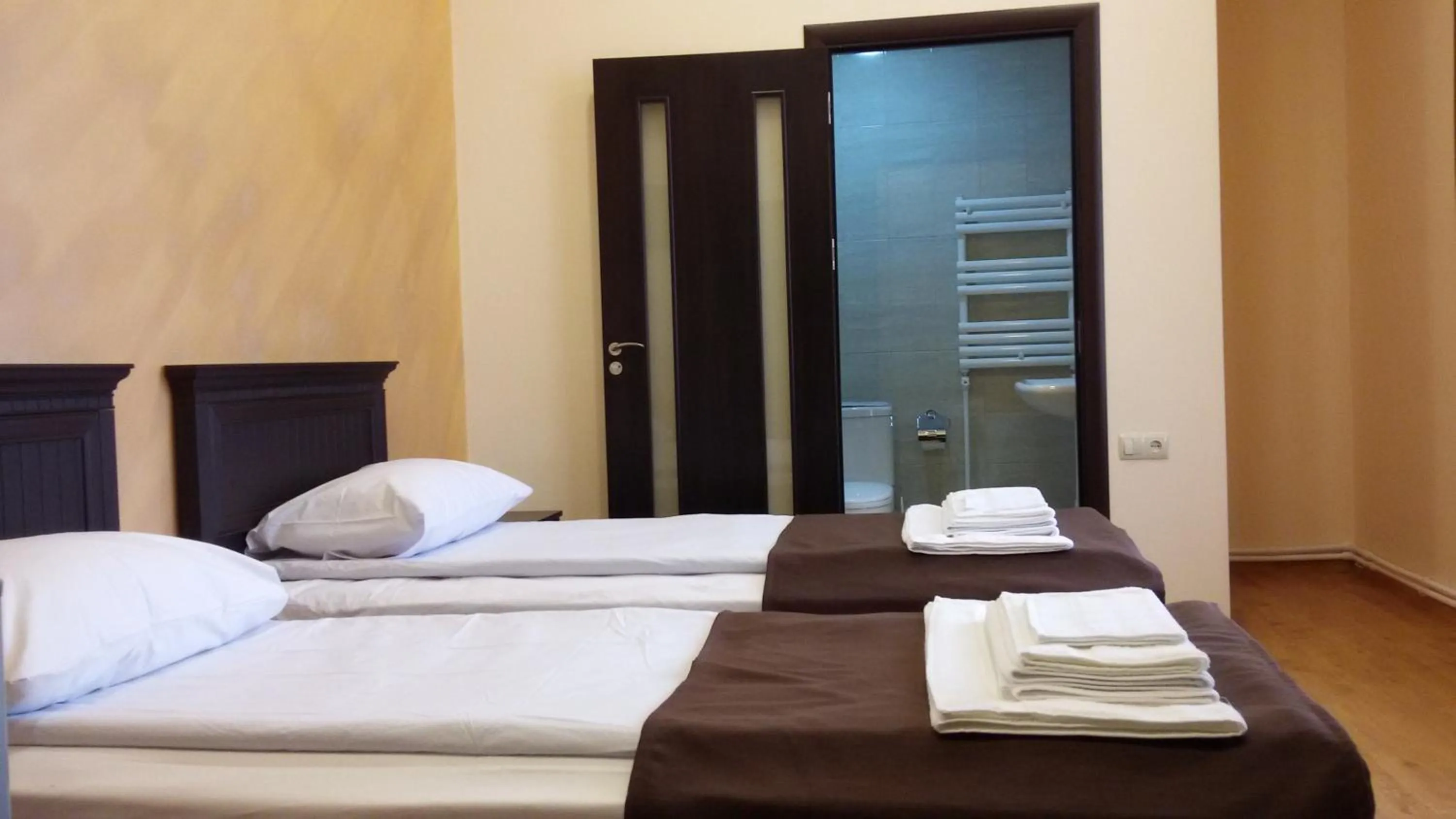 Photo of the whole room in Best View Hotel