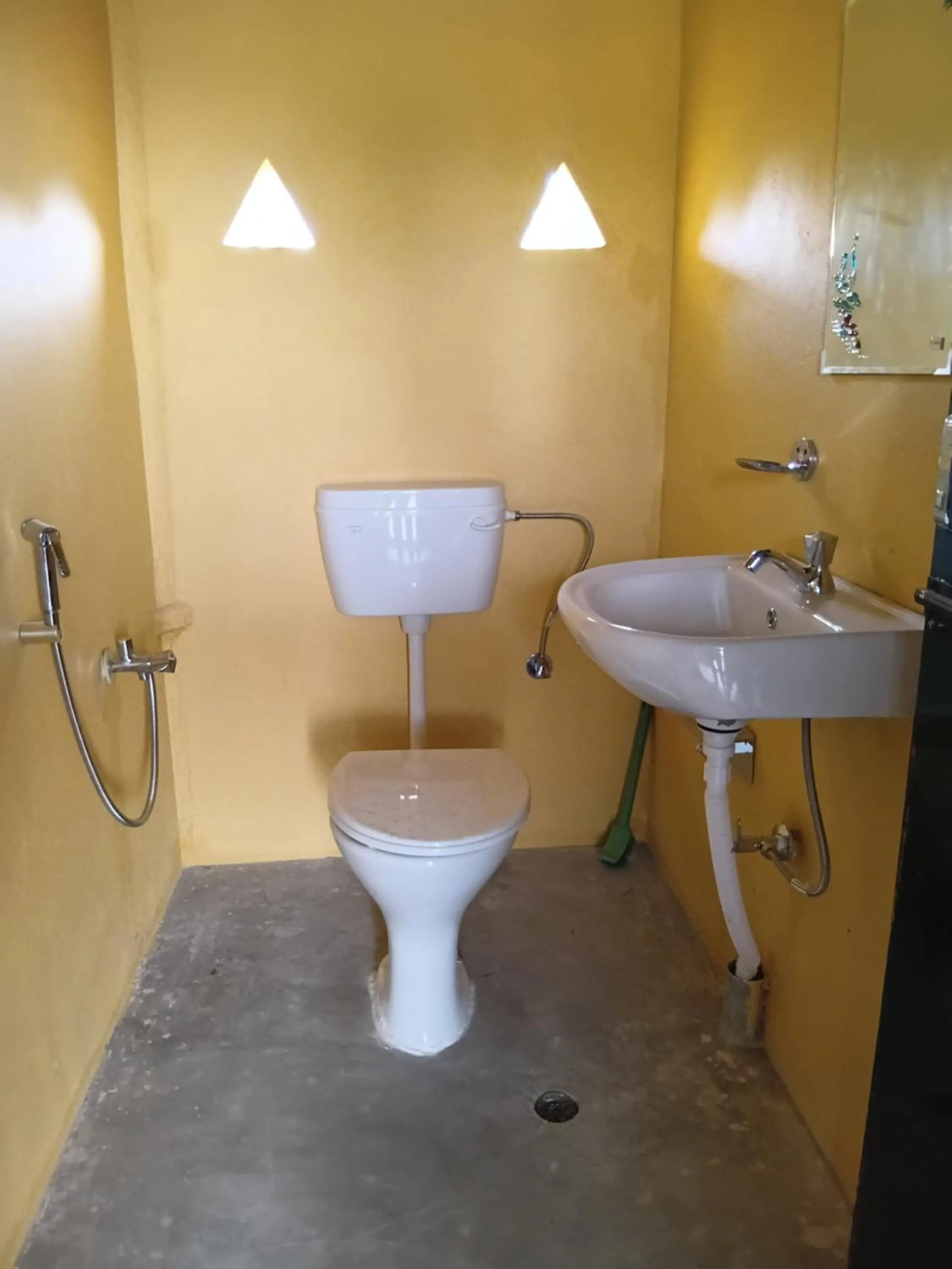 Shanta Ghar A Rustic Guesthouse
