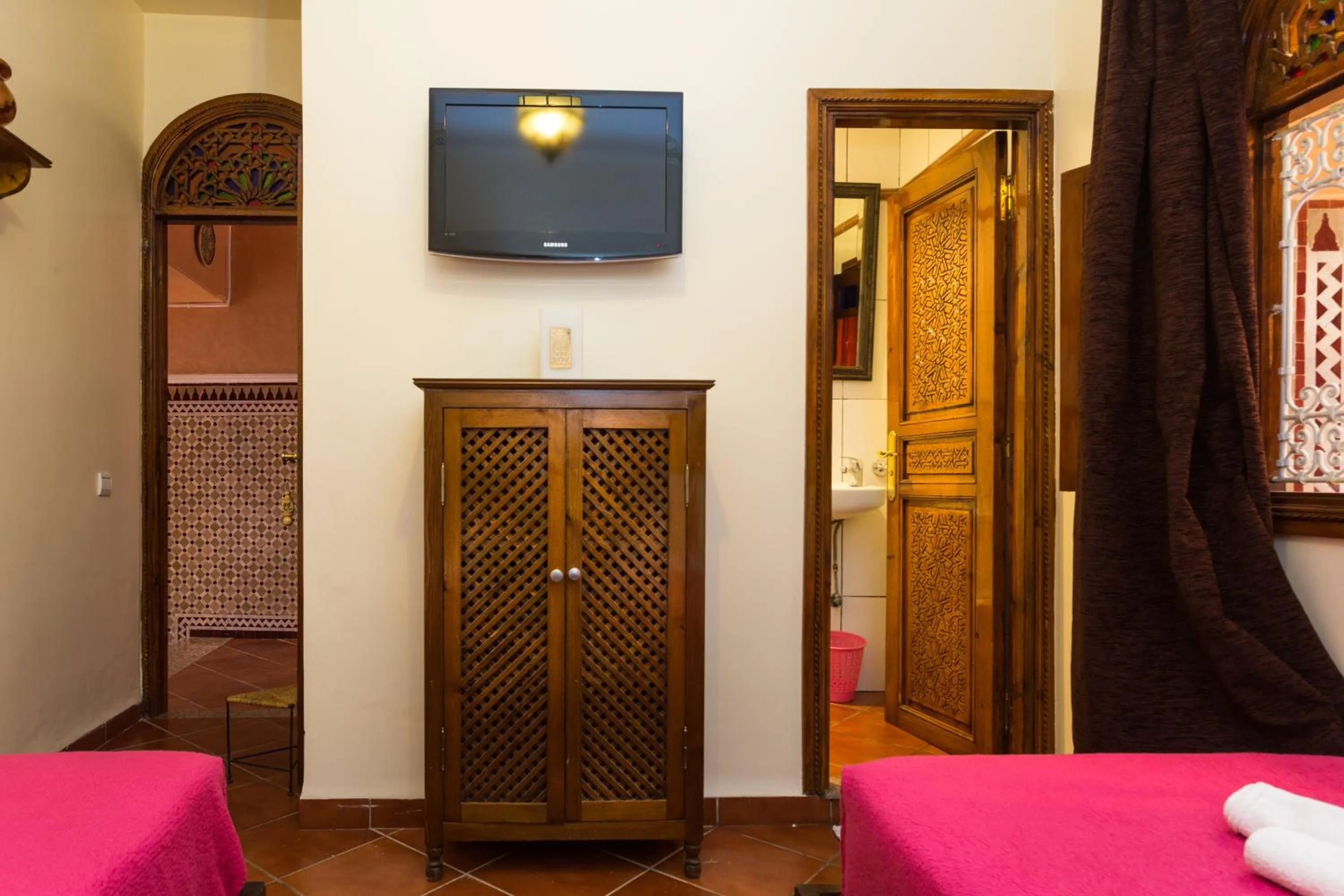 Decorative detail, Bed in Hotel Atlas