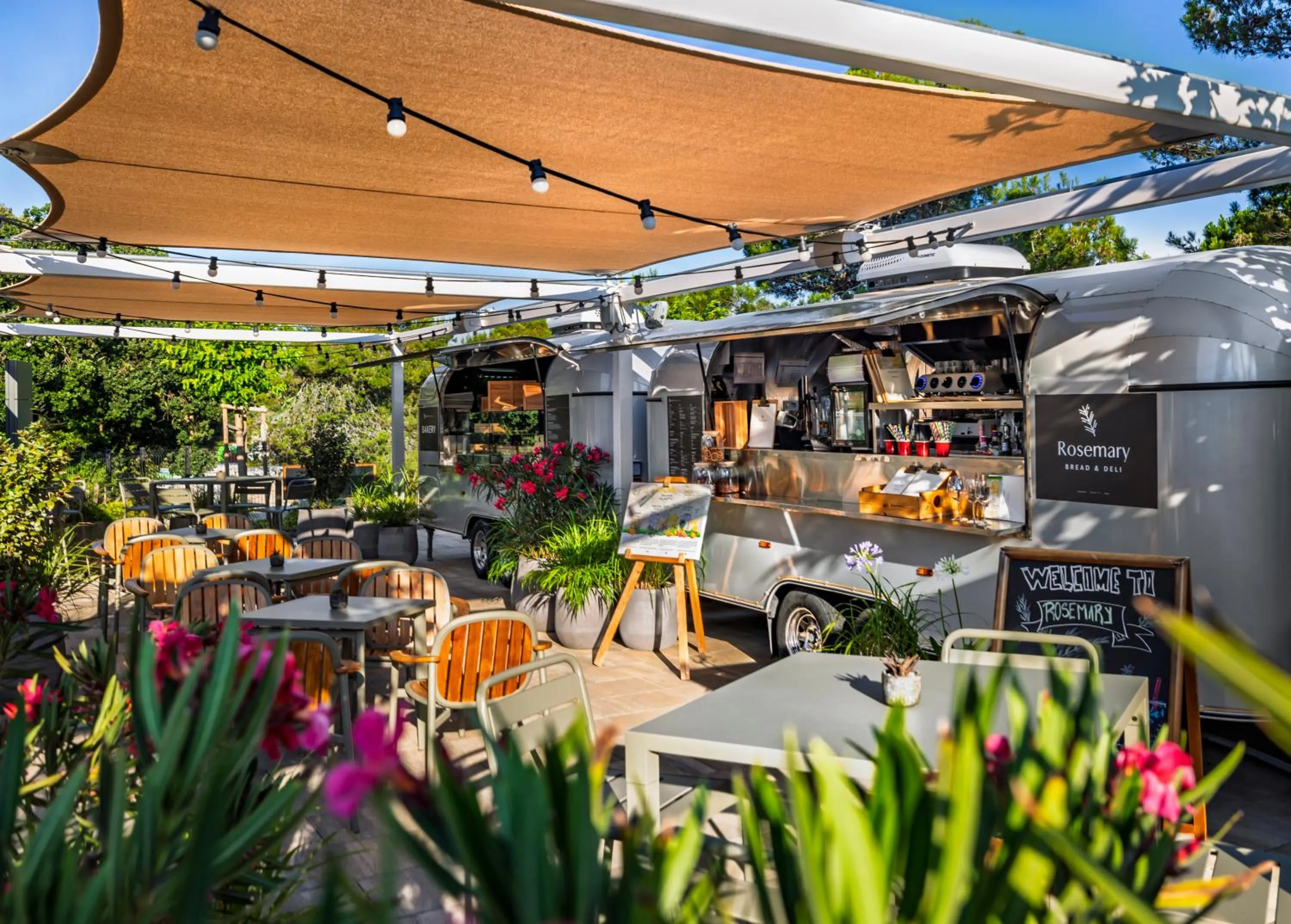 Lounge or bar in Maistra Camping Veštar Mobile homes