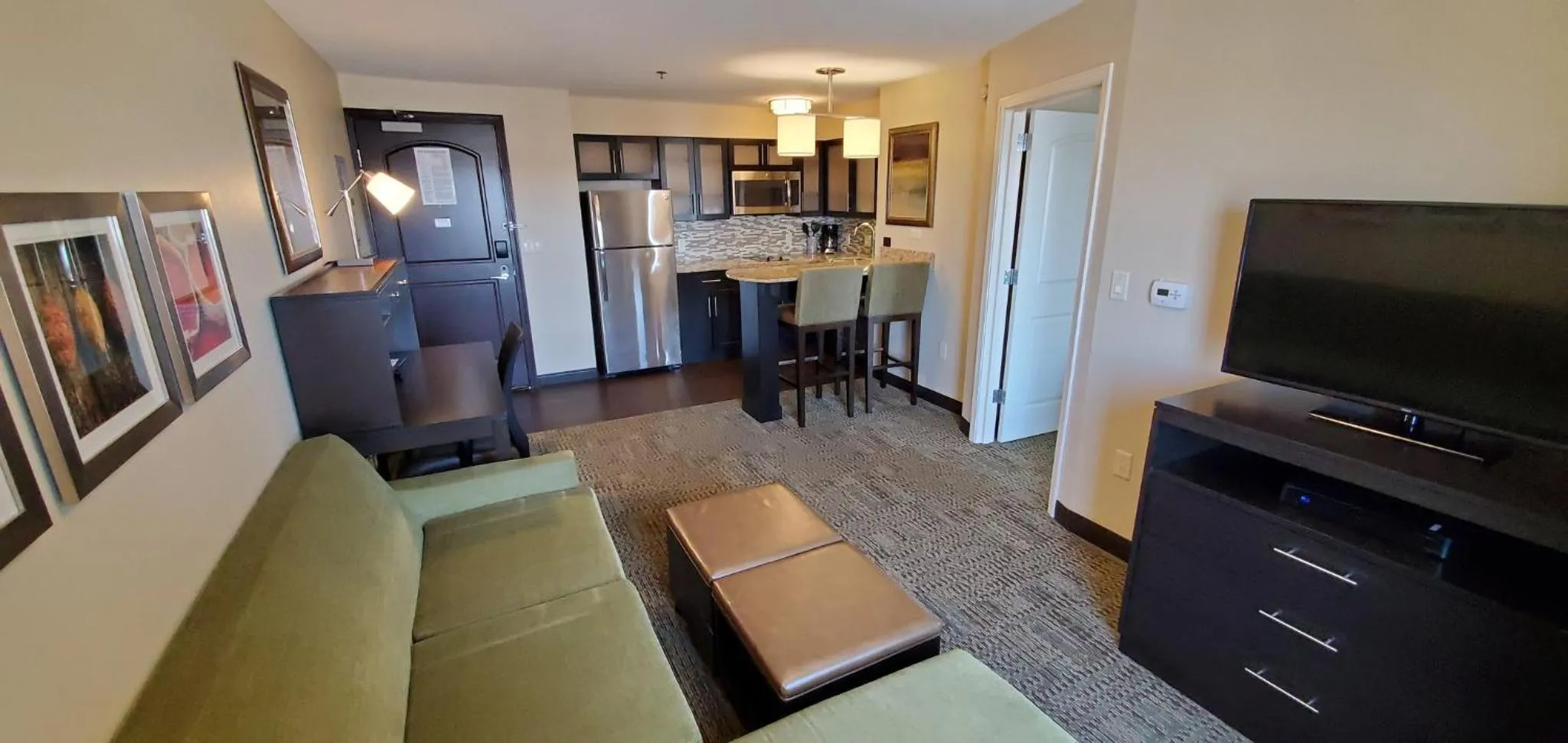 Photo of the whole room in Staybridge Suites Eau Claire - Altoona by IHG