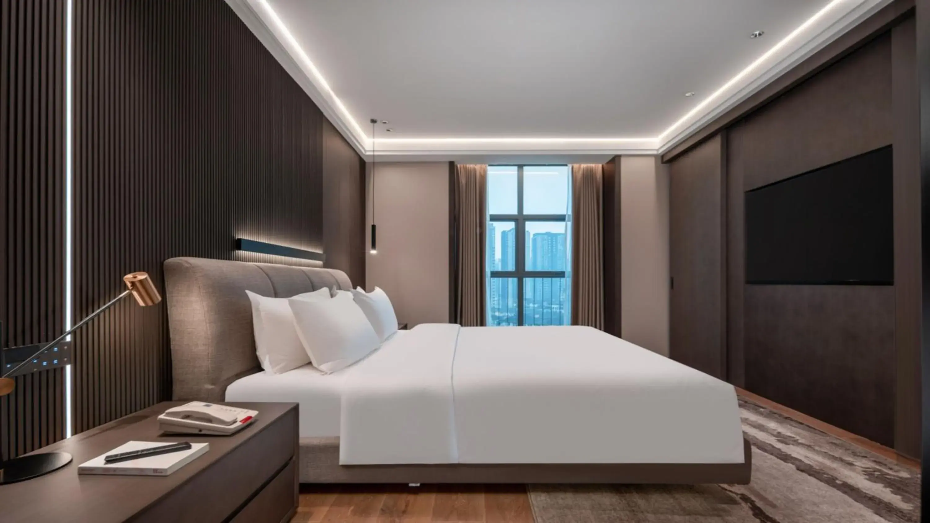 One-Bedroom Suite in Holiday Inn Express Chongqing University Town, an IHG Hotel One-Bedroom Suite in Holiday Inn Express Chongqing University Town, an IHG Hotel