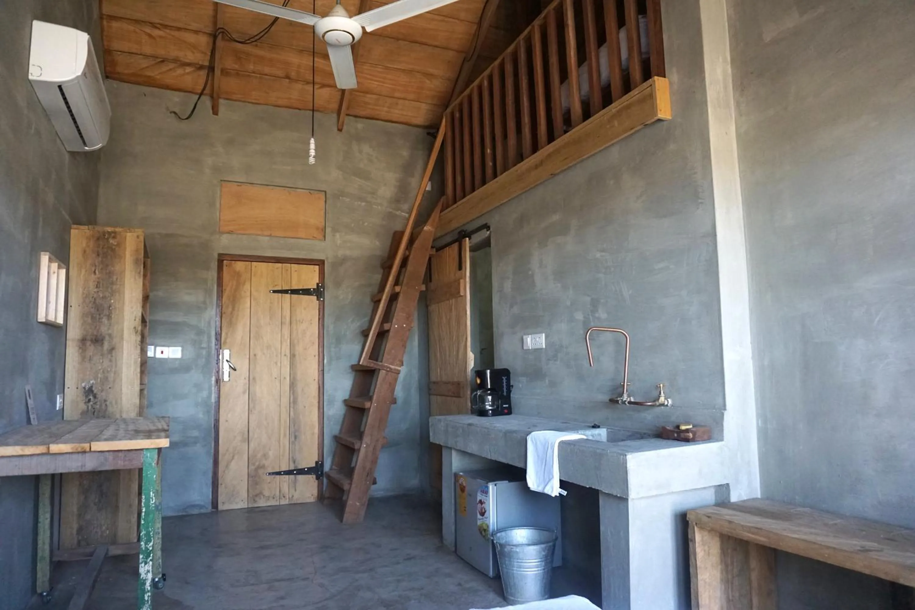 Coffee/tea facilities in somewhere nice