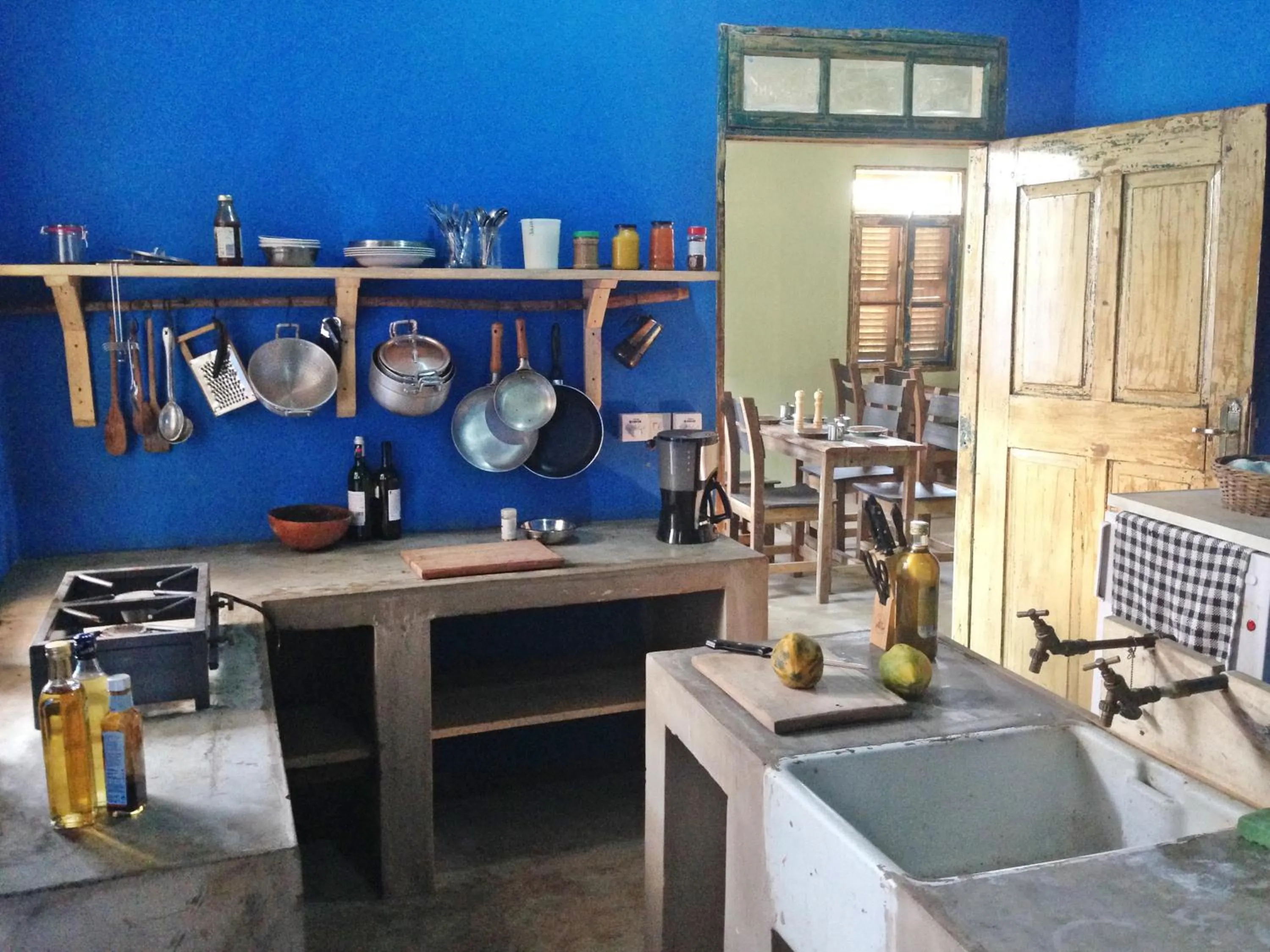 Communal kitchen in somewhere nice