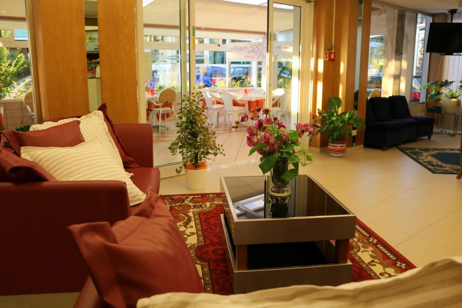 Communal lounge/ TV room in Hotel Record