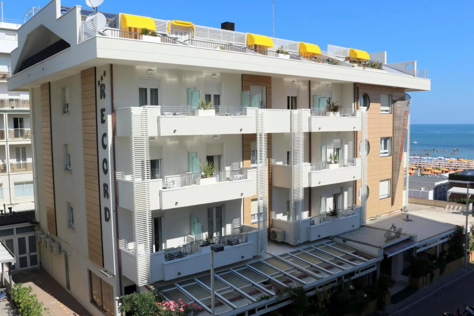 Shower in Hotel Record