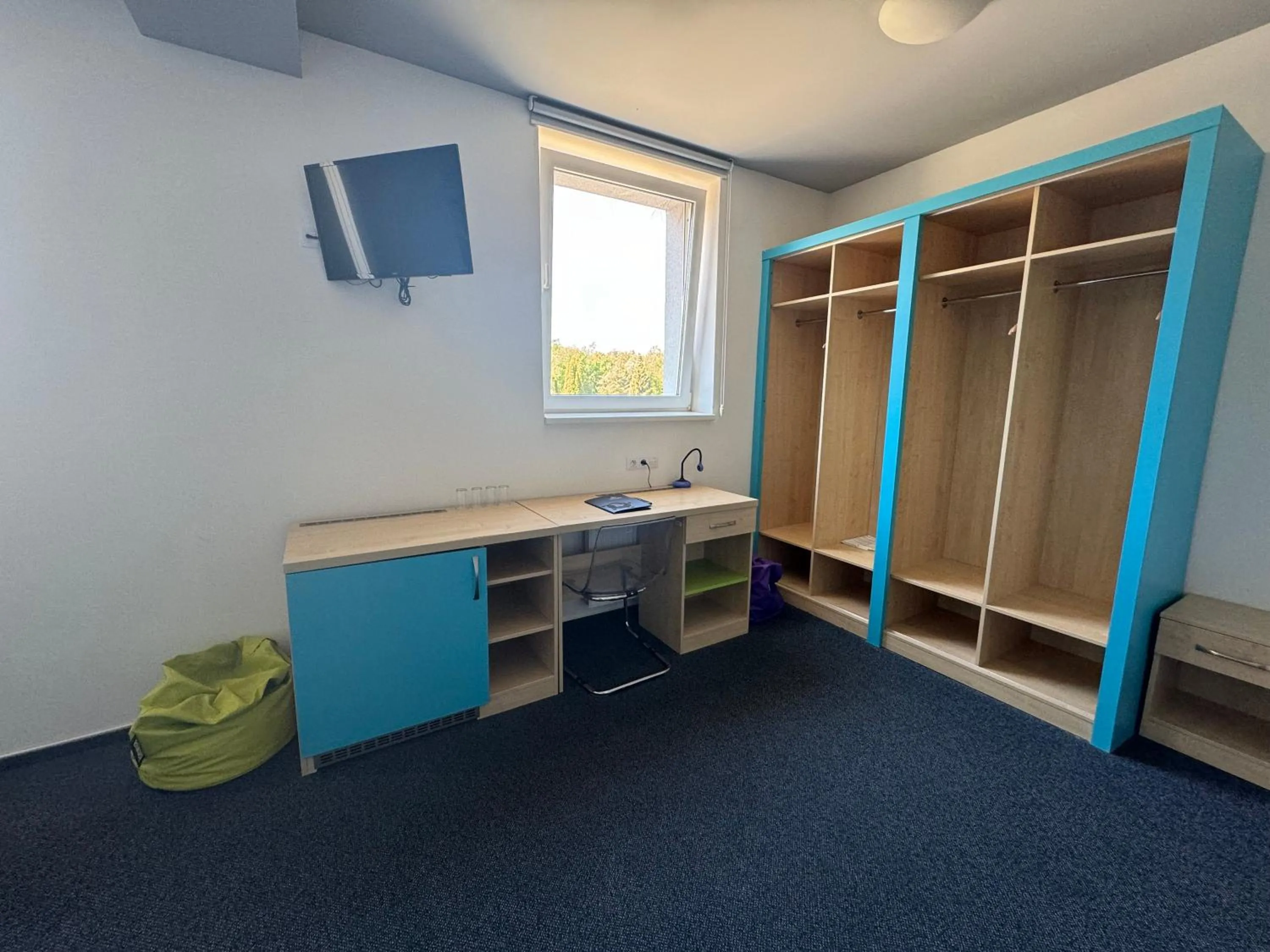 TV and multimedia in Sport hotel Sletiště