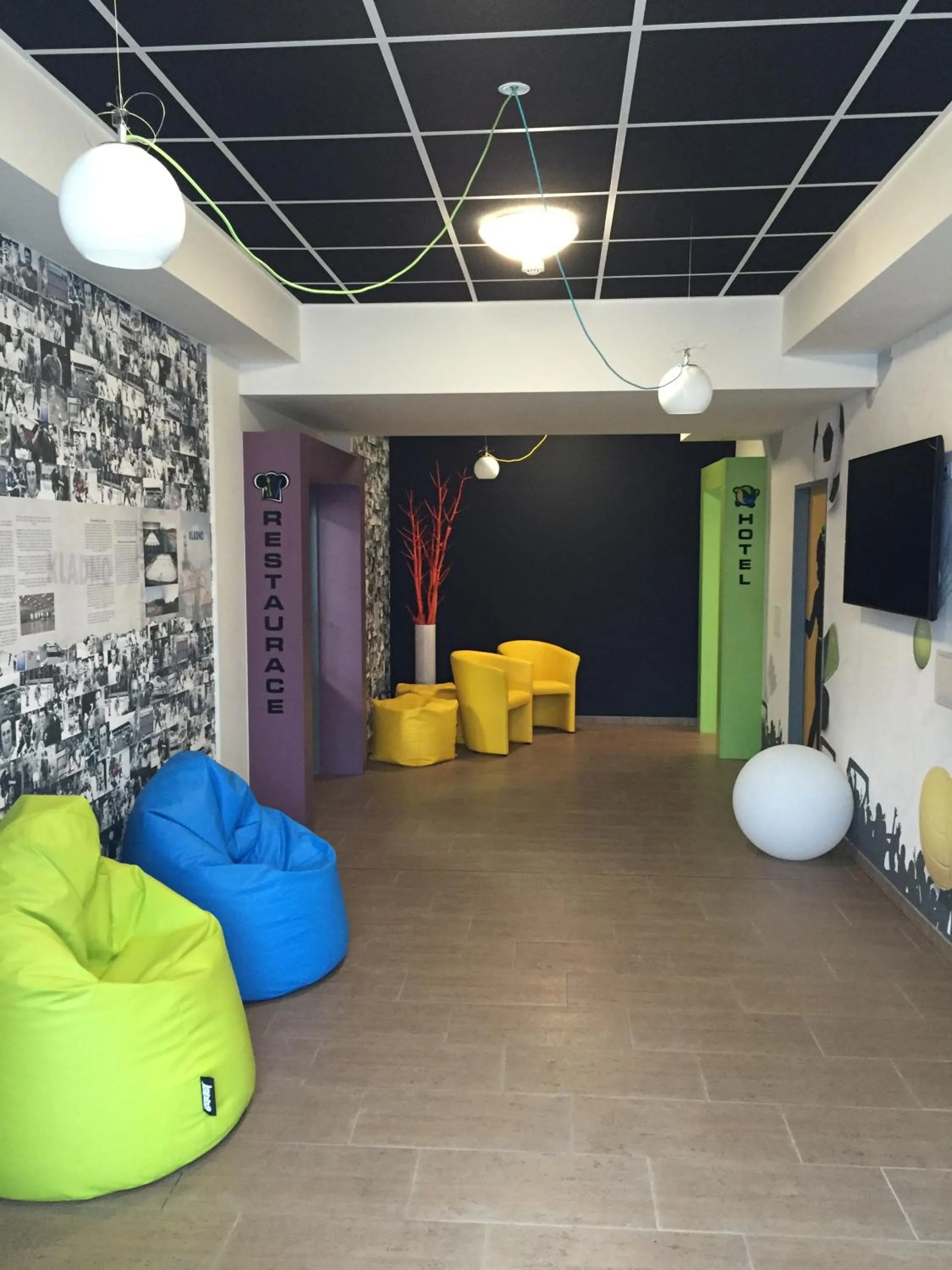 Facade/entrance in Sport hotel Sletiště