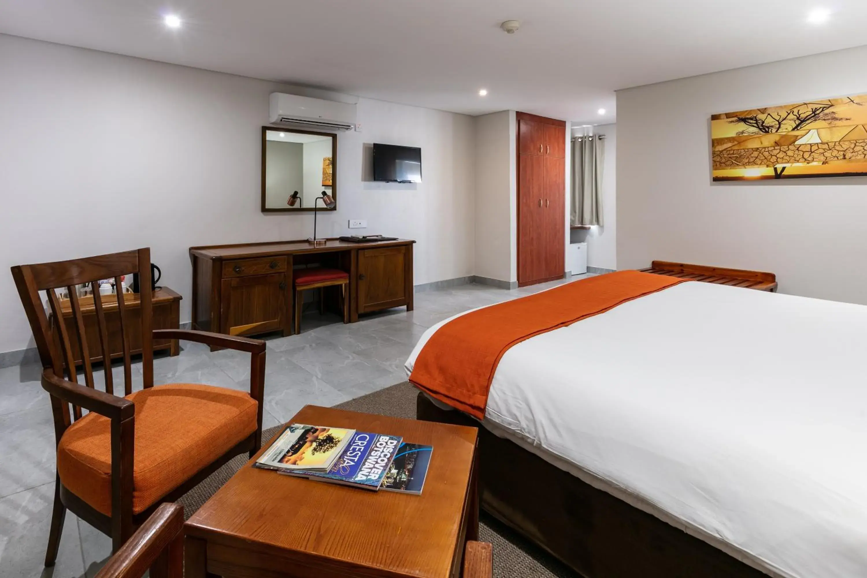 Bedroom, Bed in Cresta Jwaneng Bedroom, Bed in Cresta Jwaneng