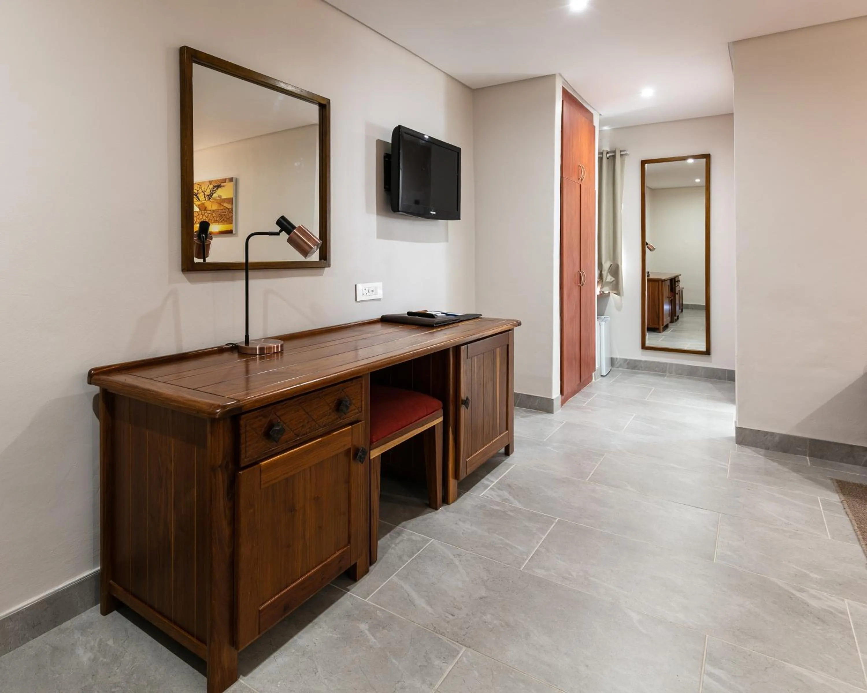 Area and facilities in Cresta Jwaneng