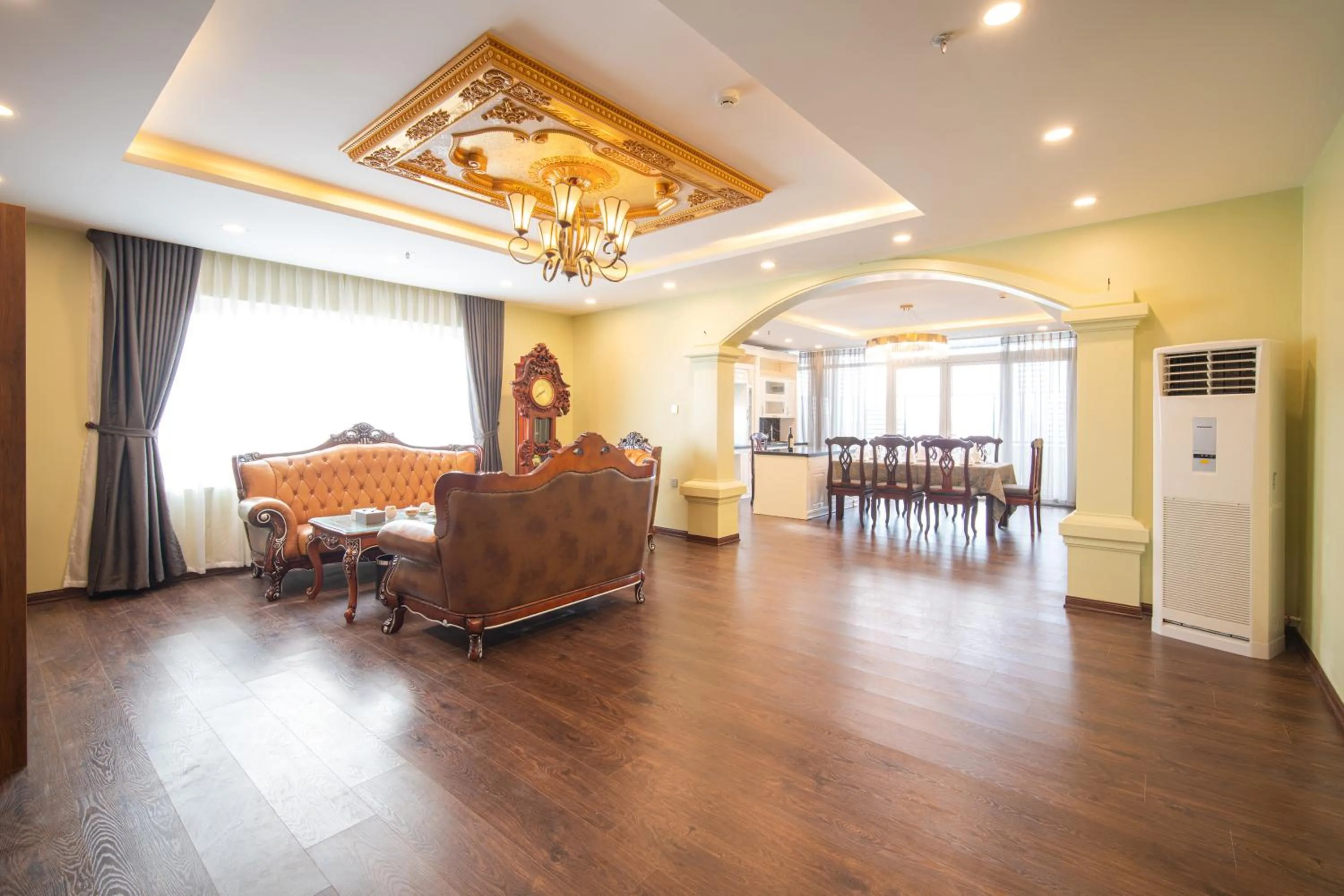Living room in Me Q Beach Hotel