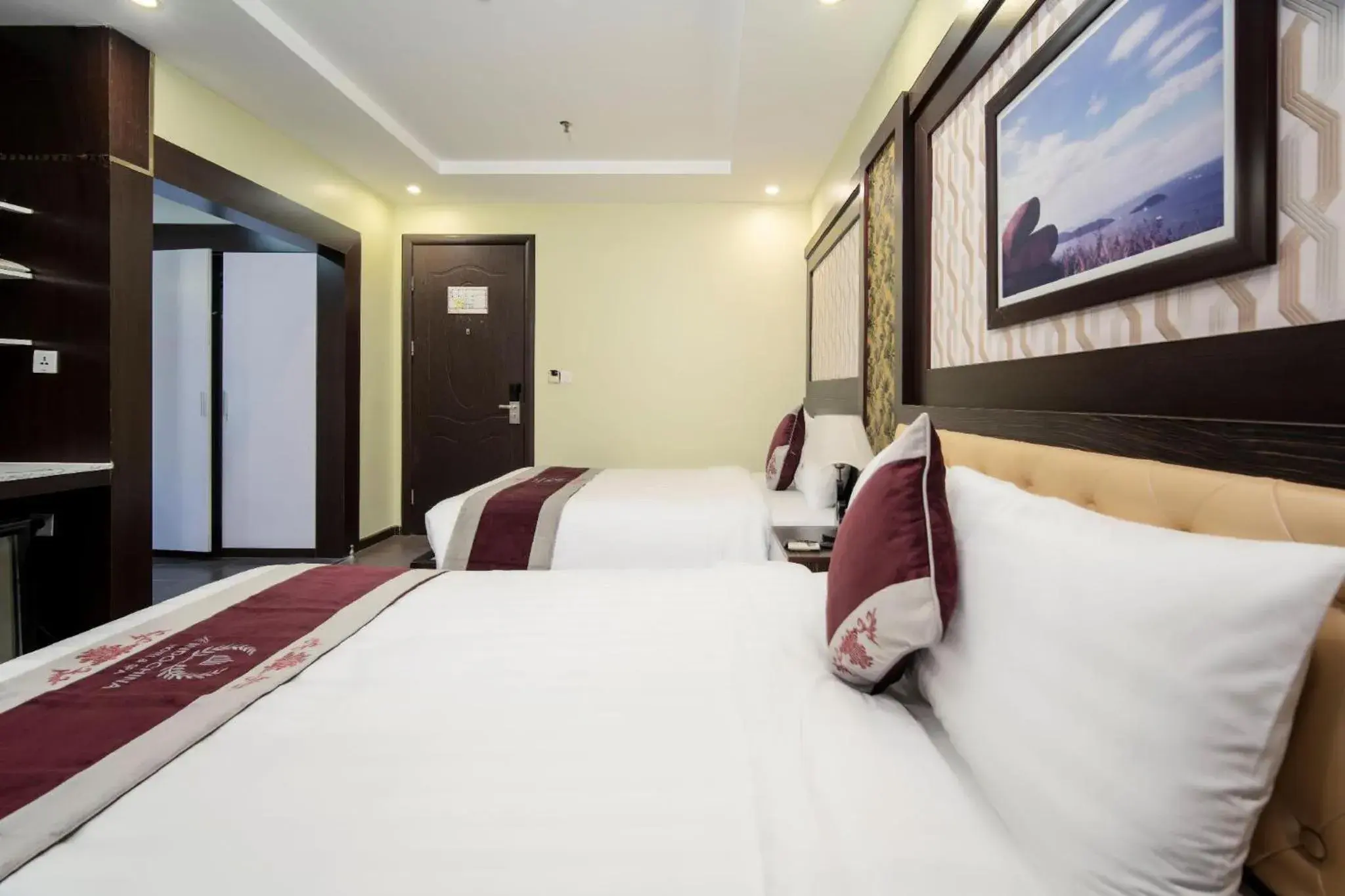 Me Q Beach Hotel Me Q Beach Hotel