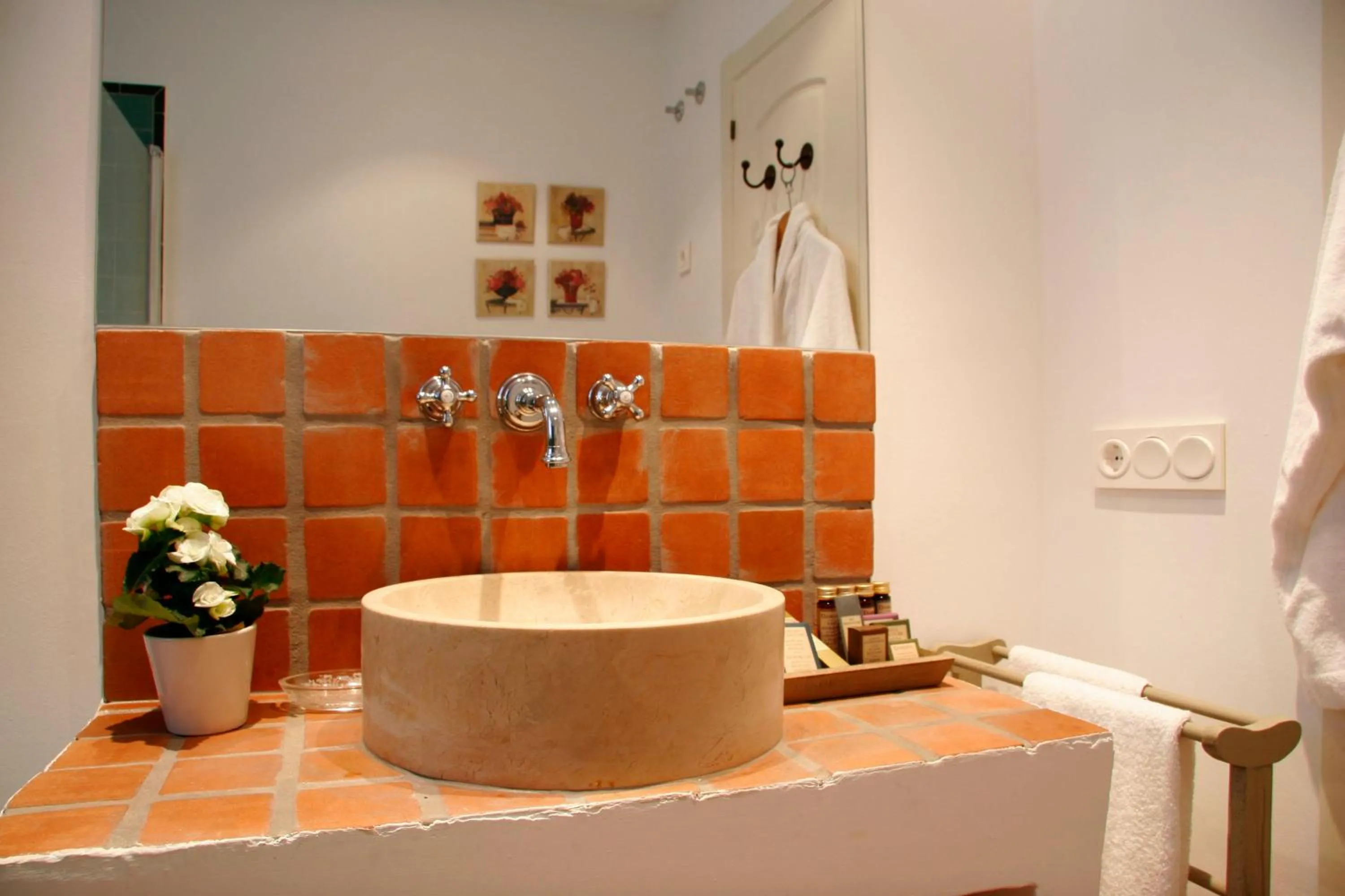 Bathroom in B Bou Hotel Cortijo Bravo