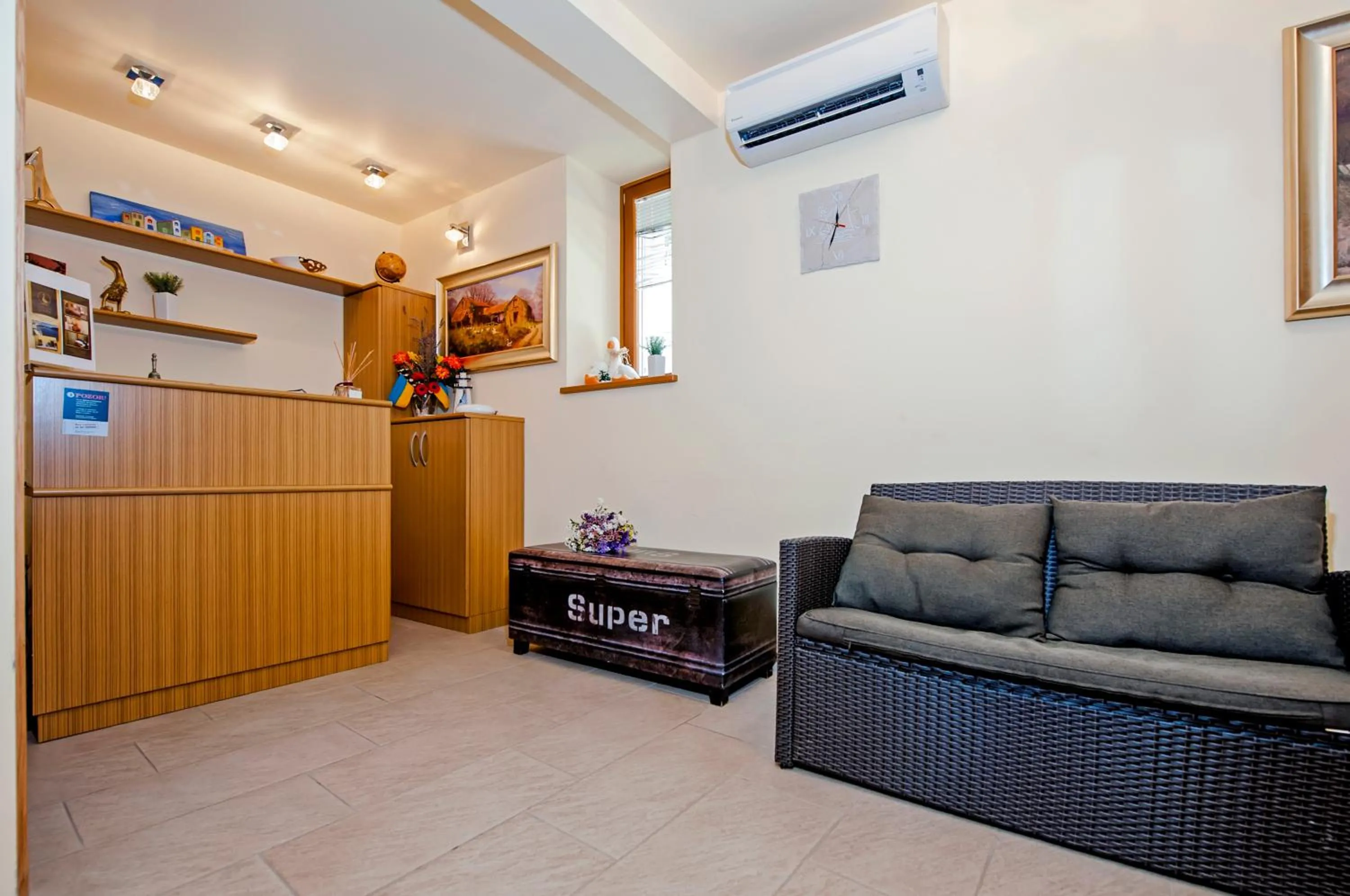 Lobby or reception in Guest House Golden Goose