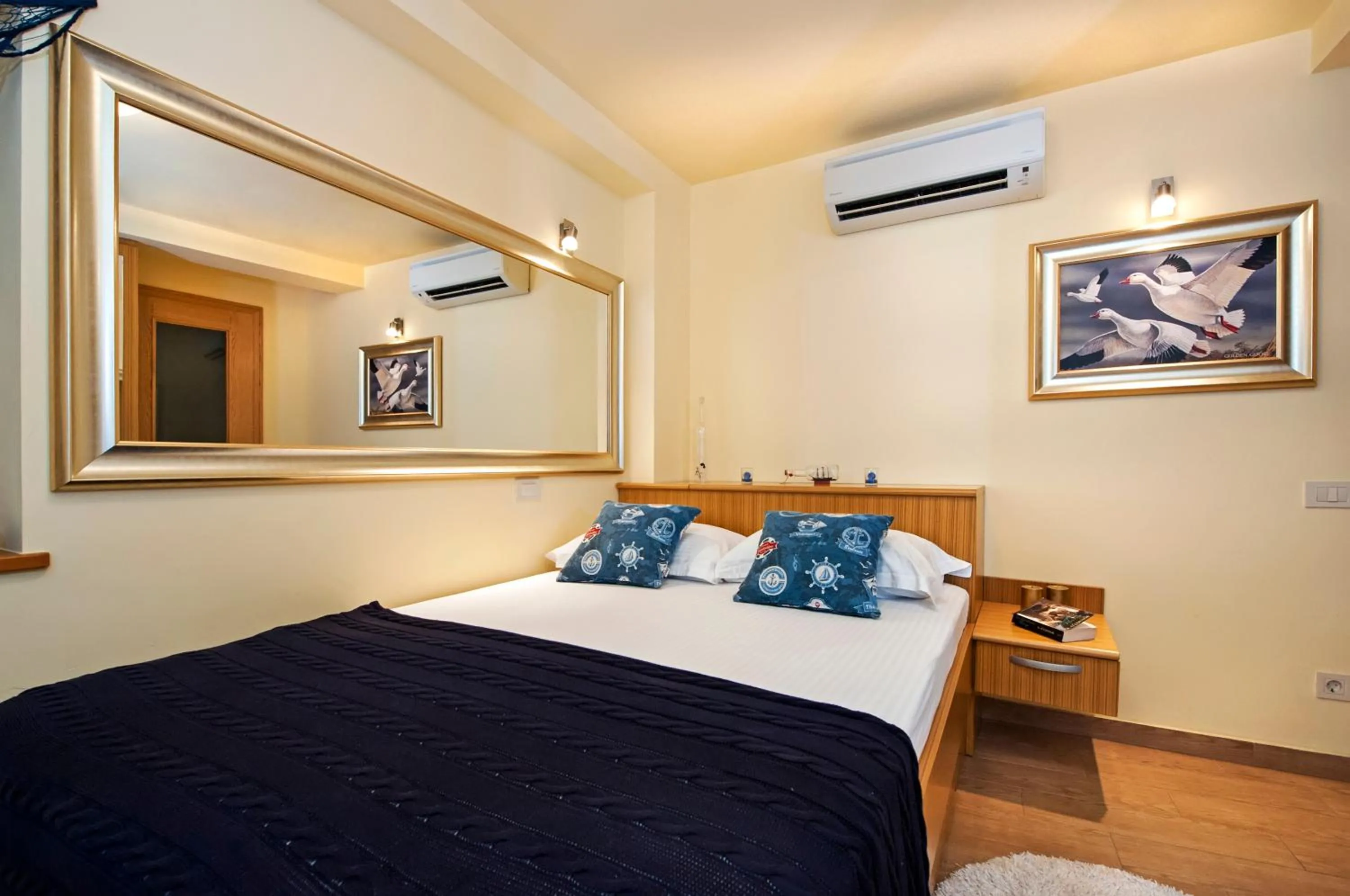Bed in Guest House Golden Goose