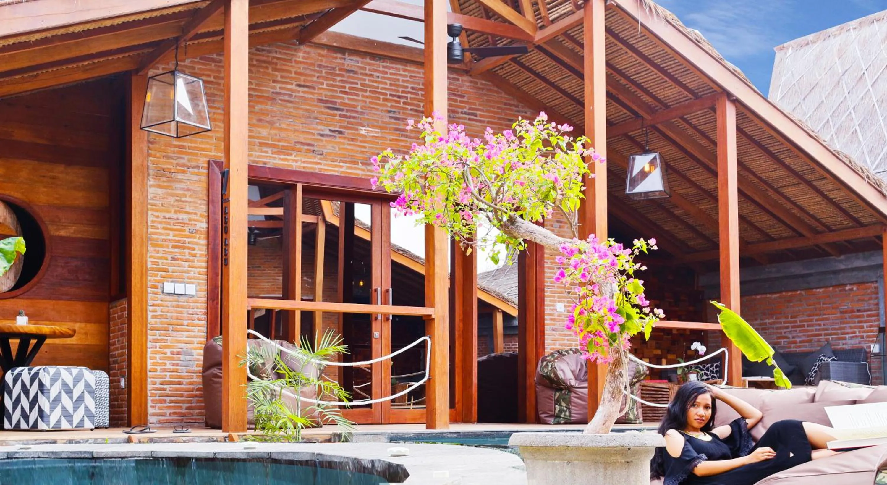 Property building in Kaleydo Villas