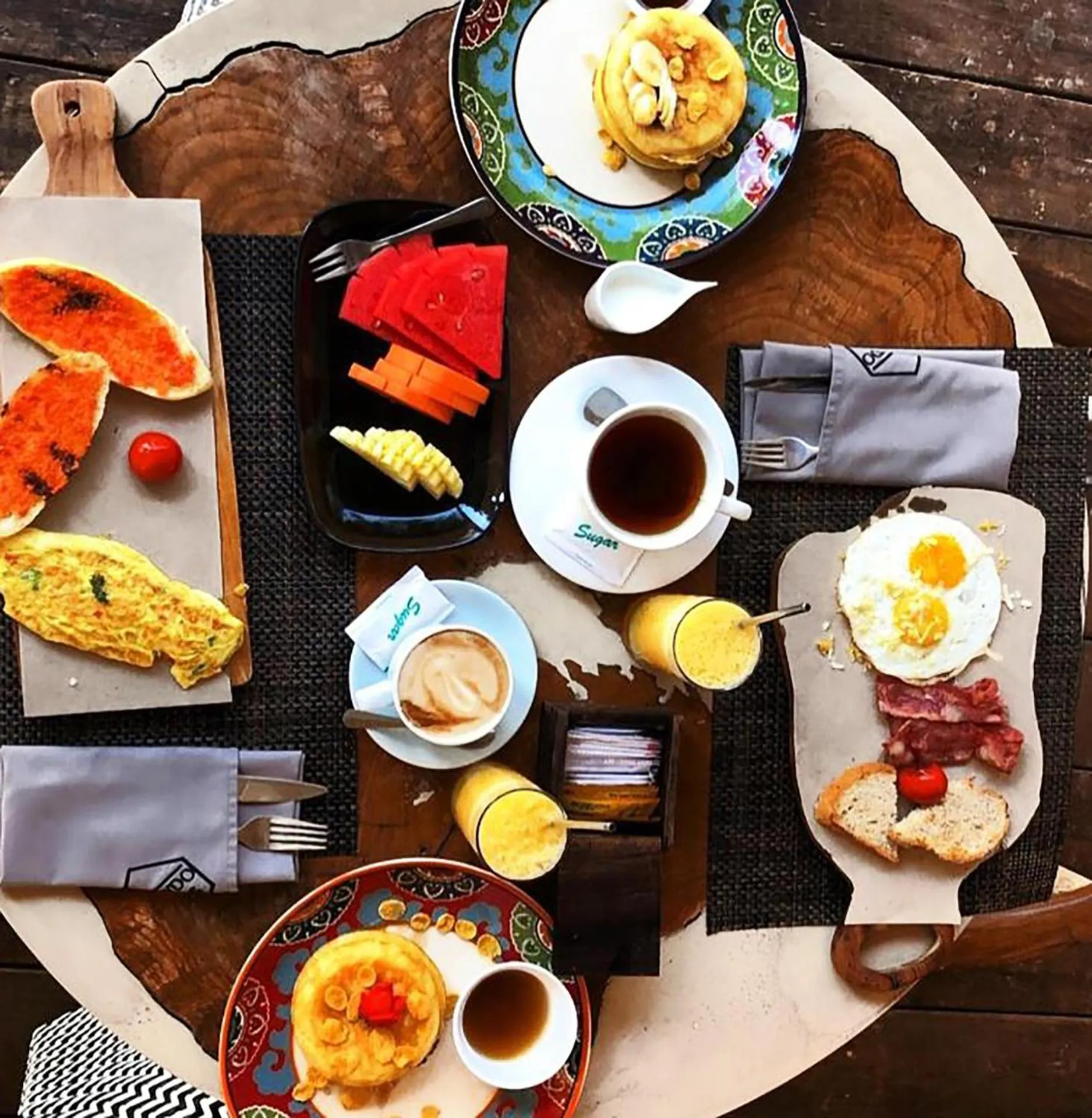 Breakfast in Kaleydo Villas