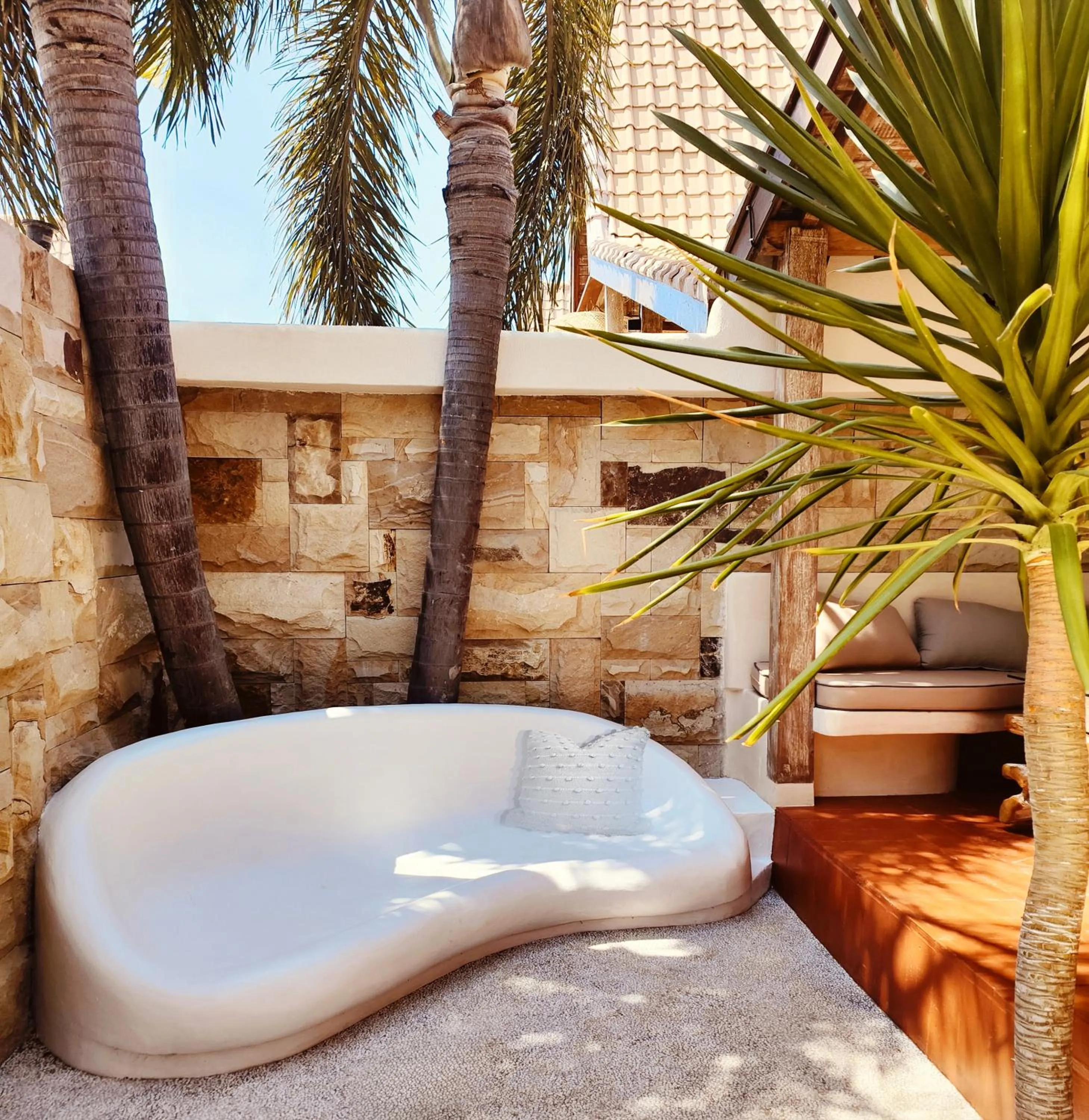 Day in Kaleydo Villas