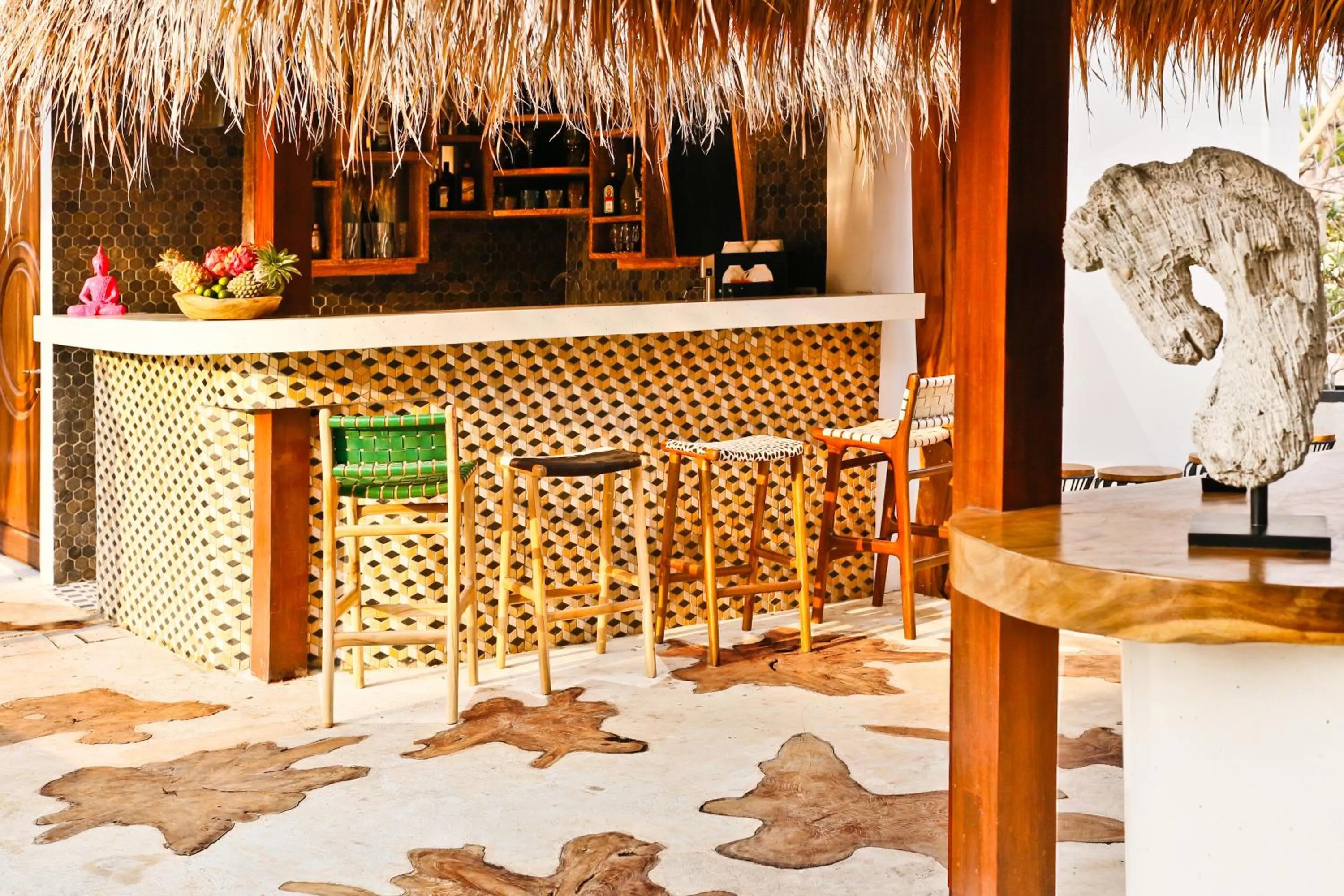 Lounge or bar in Kaleydo Villas