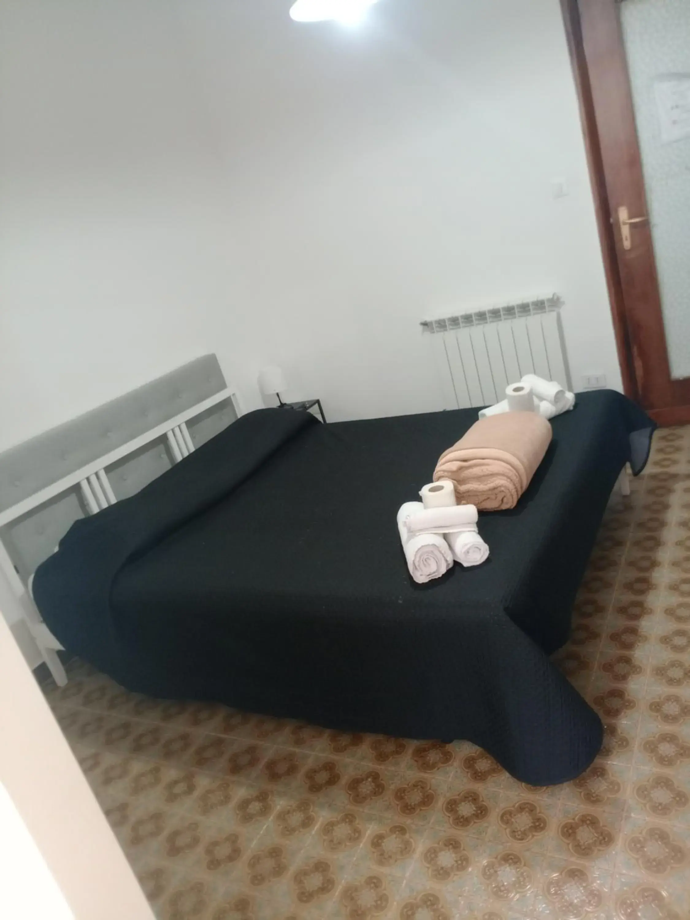 Large Double Room in Framamired Large Double Room in Framamired