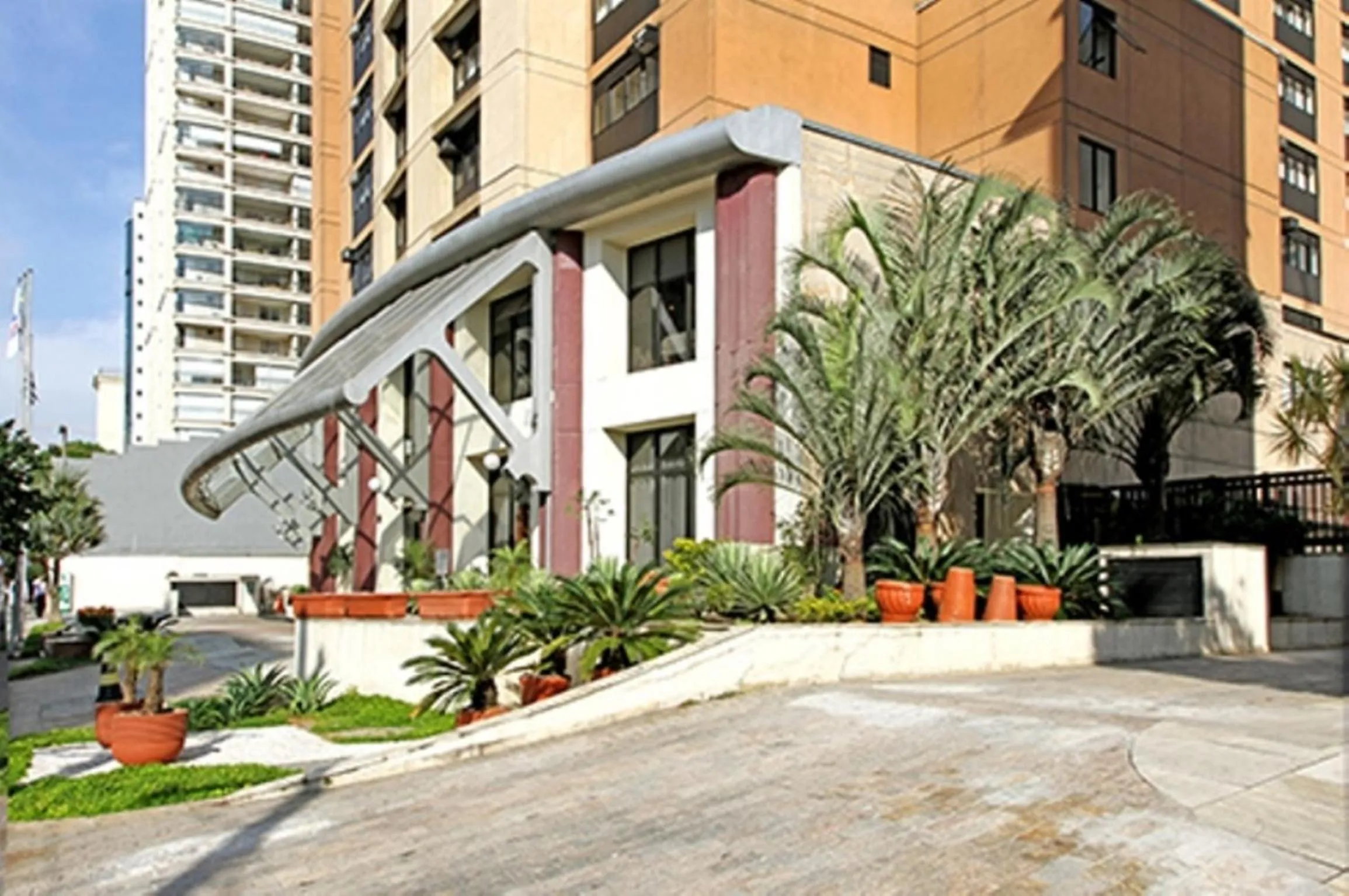 Facade/entrance in Travel Inn Hotels Ibirapuera