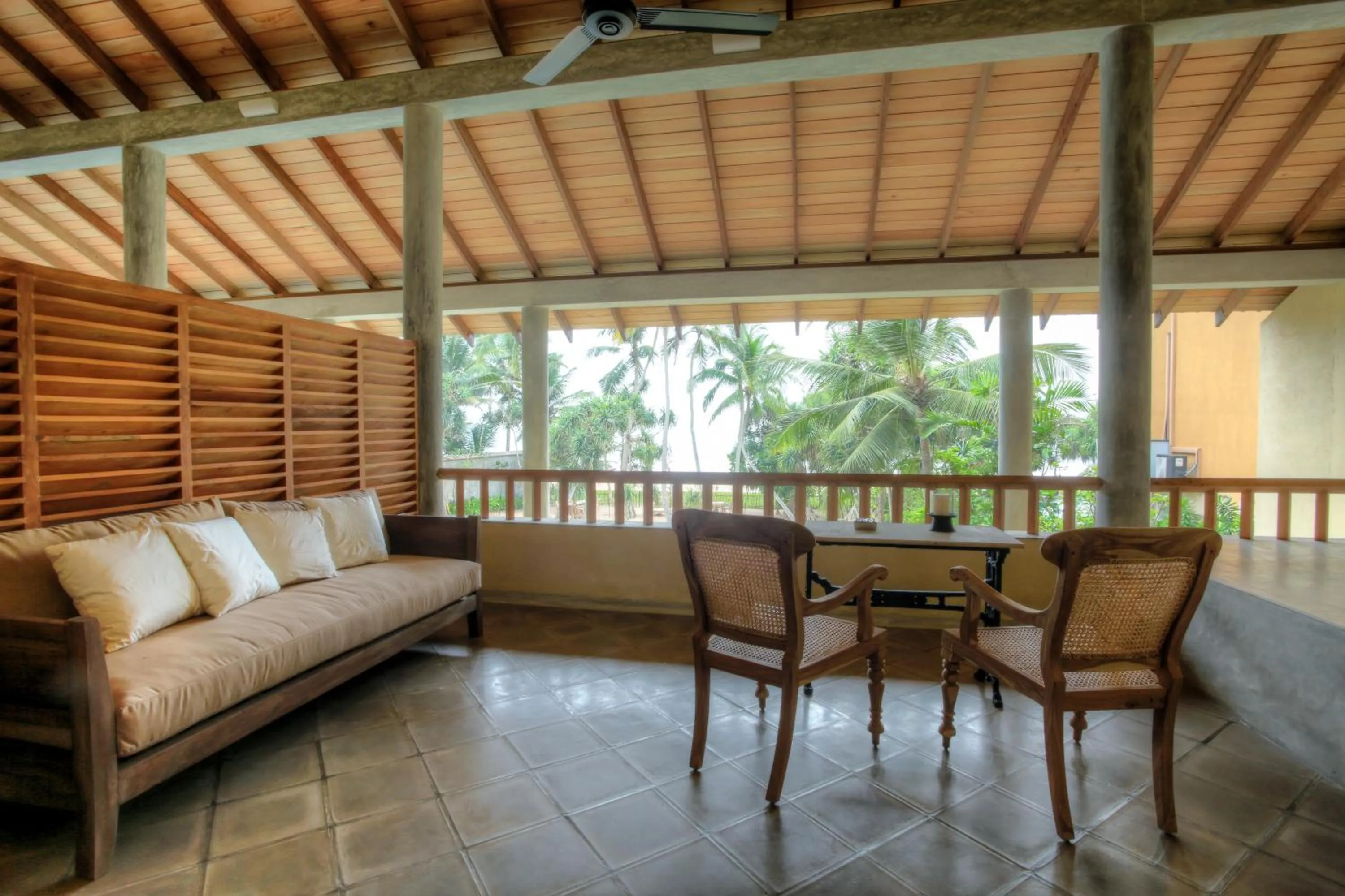Living room in Villa Saffron Hikkaduwa