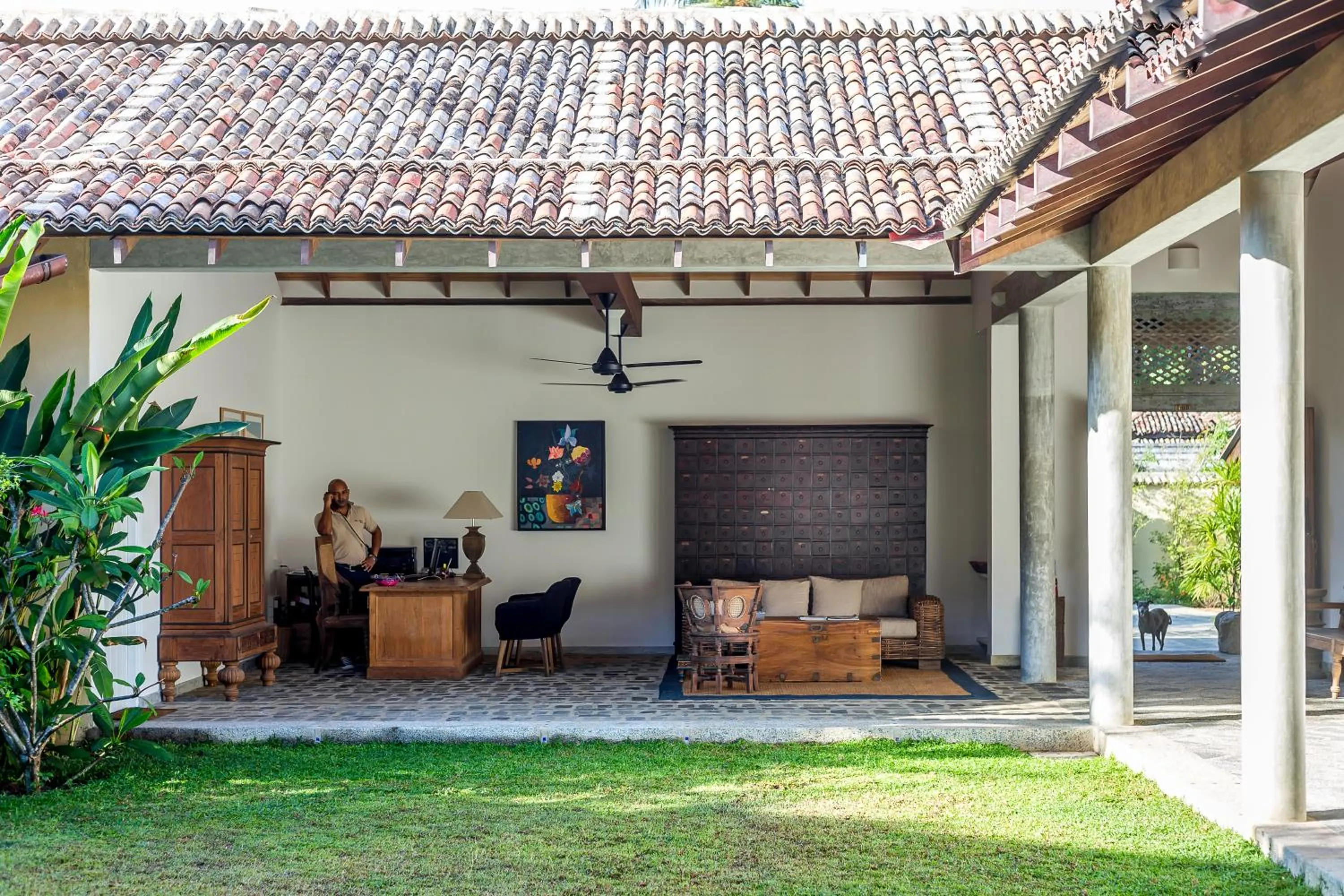 Staff in Villa Saffron Hikkaduwa