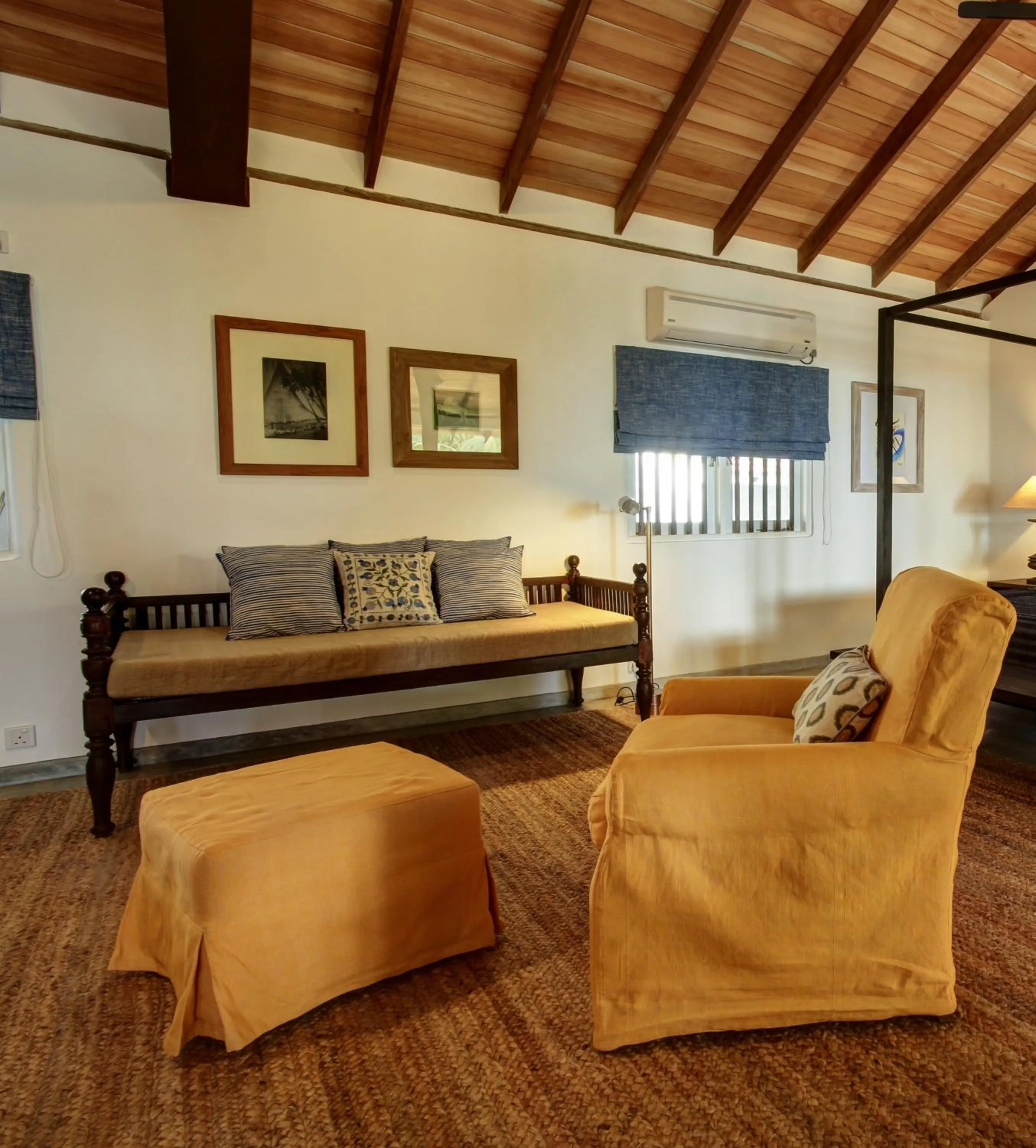 Living room in Villa Saffron Hikkaduwa
