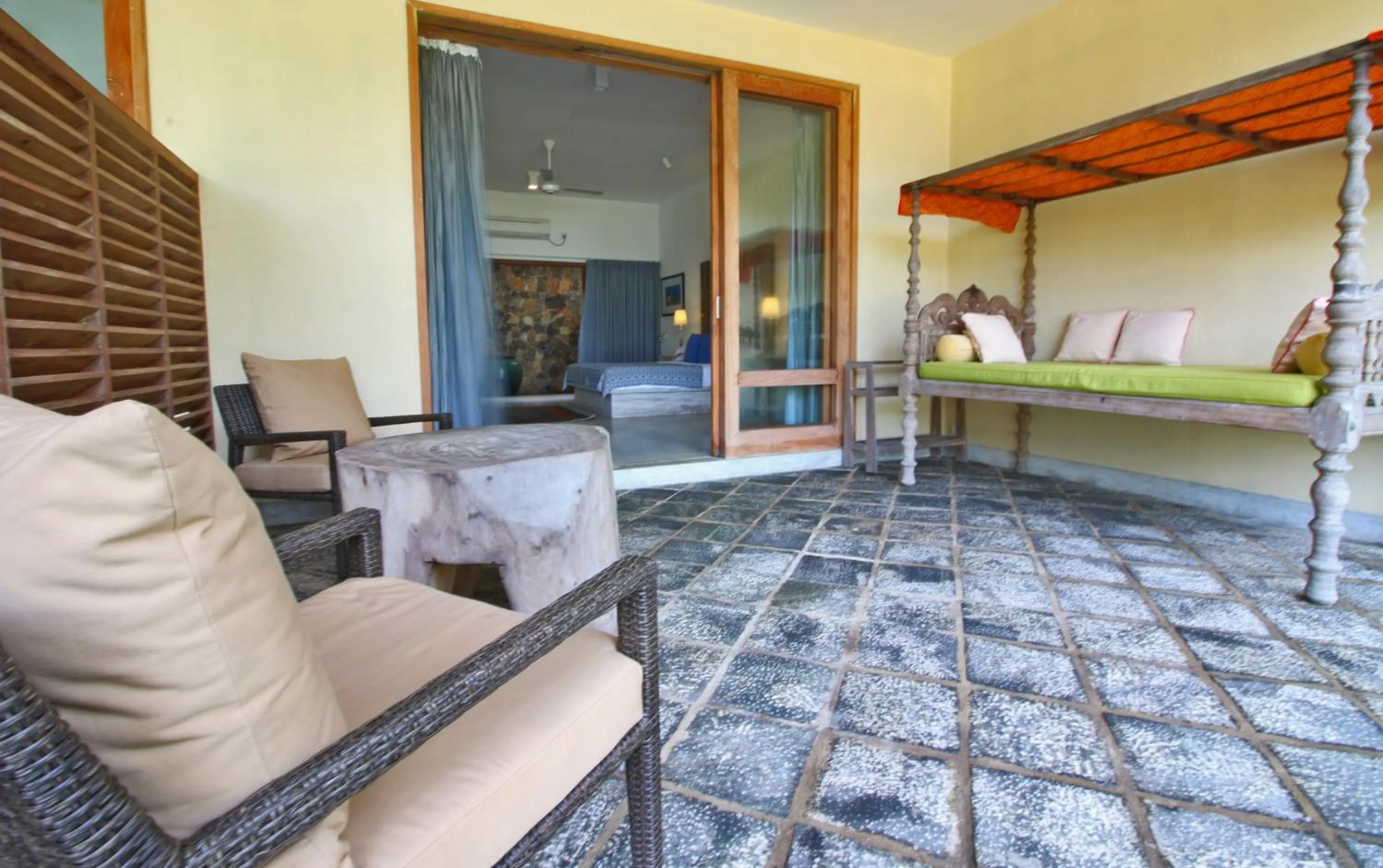 Patio in Villa Saffron Hikkaduwa