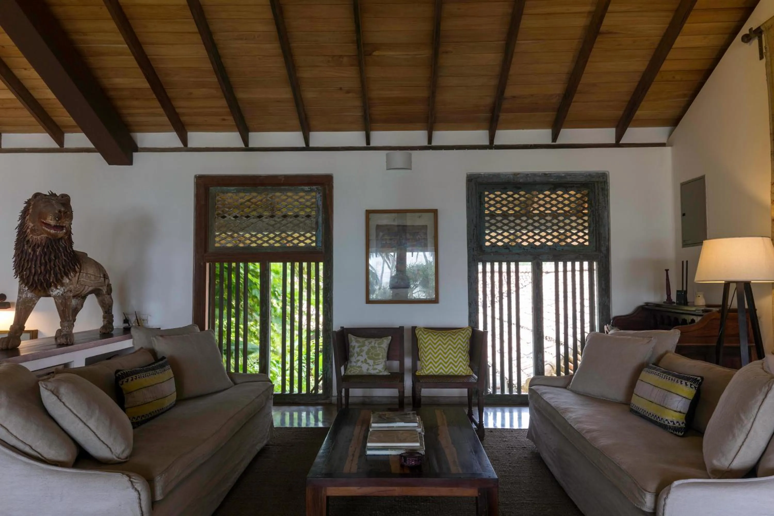 Villa Saffron Hikkaduwa