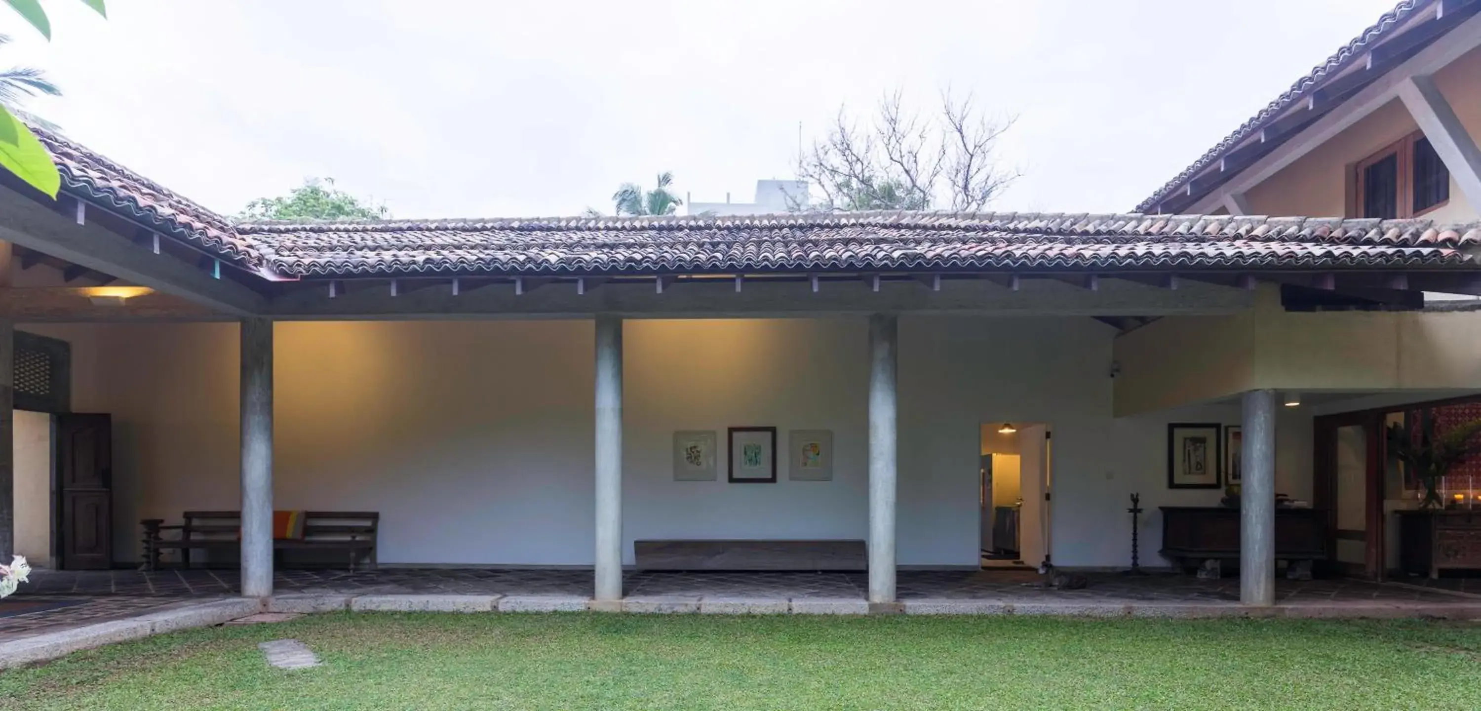 Property building in Villa Saffron Hikkaduwa Property building in Villa Saffron Hikkaduwa
