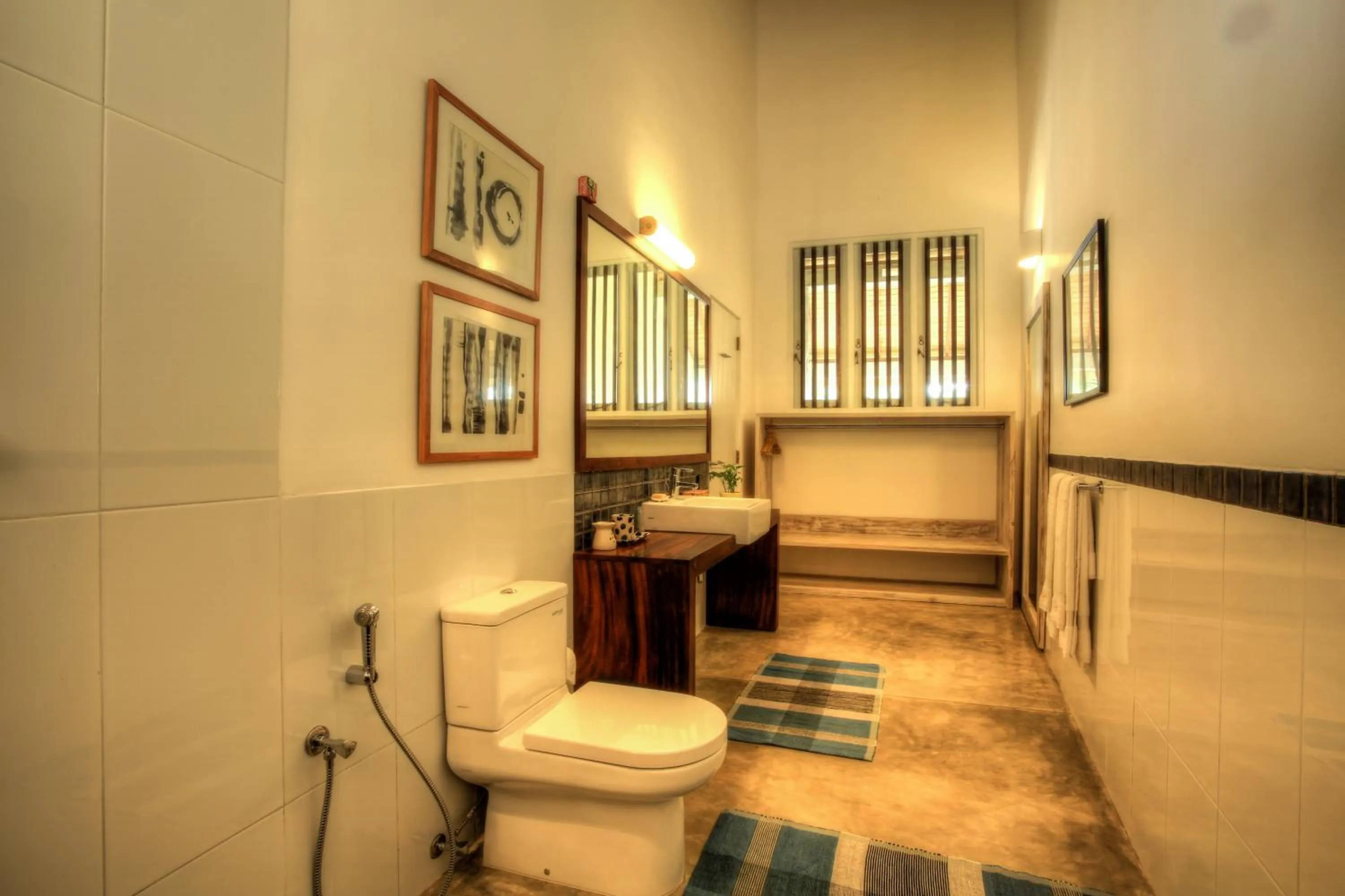 Bathroom in Villa Saffron Hikkaduwa