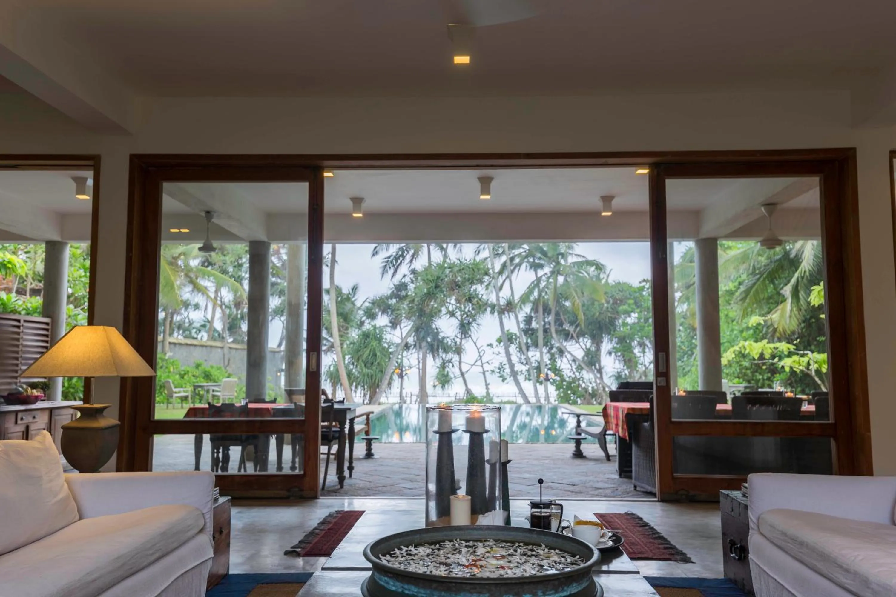 Living room in Villa Saffron Hikkaduwa