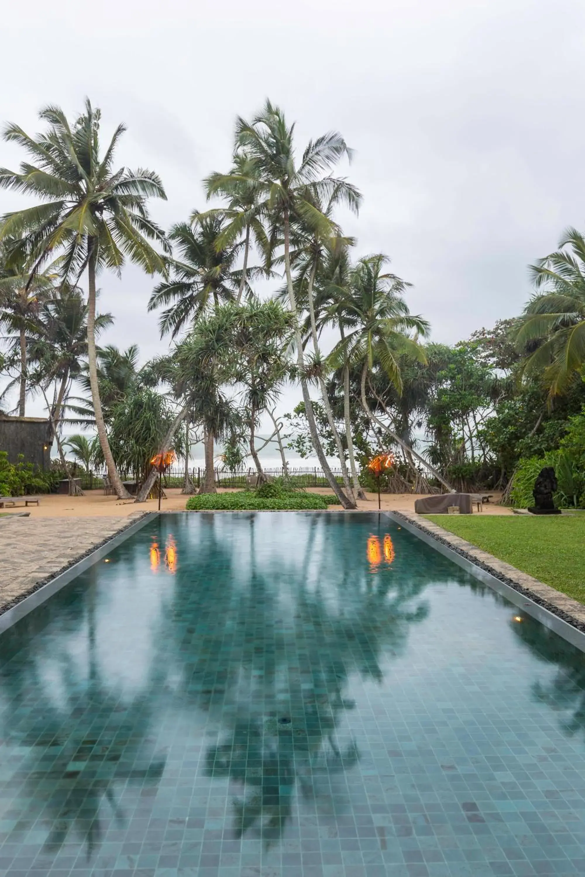 Swimming pool in Villa Saffron Hikkaduwa Swimming pool in Villa Saffron Hikkaduwa