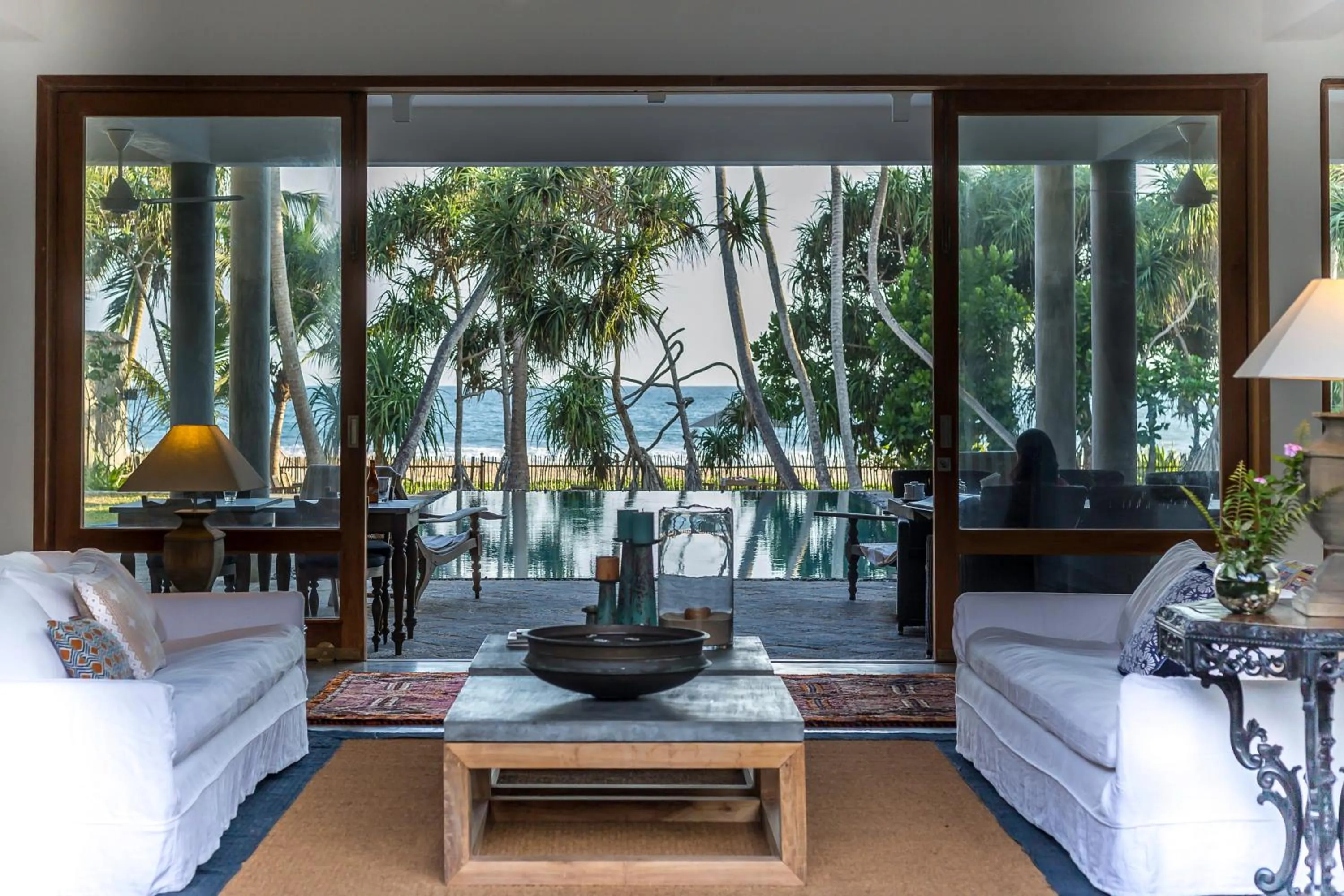 Living room in Villa Saffron Hikkaduwa