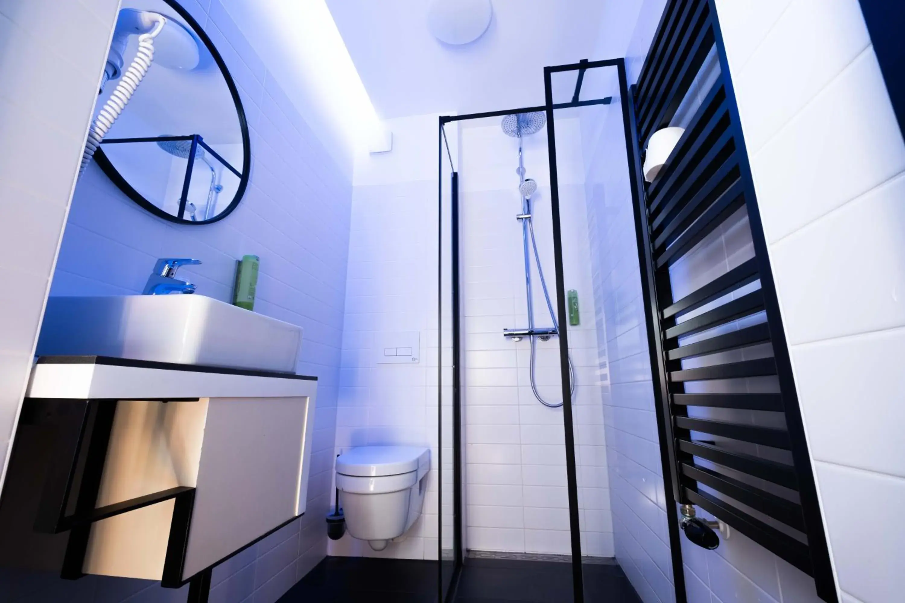 Quadruple Room with Bunk Beds in The Arcade Hotel Amsterdam Quadruple Room with Bunk Beds in The Arcade Hotel Amsterdam