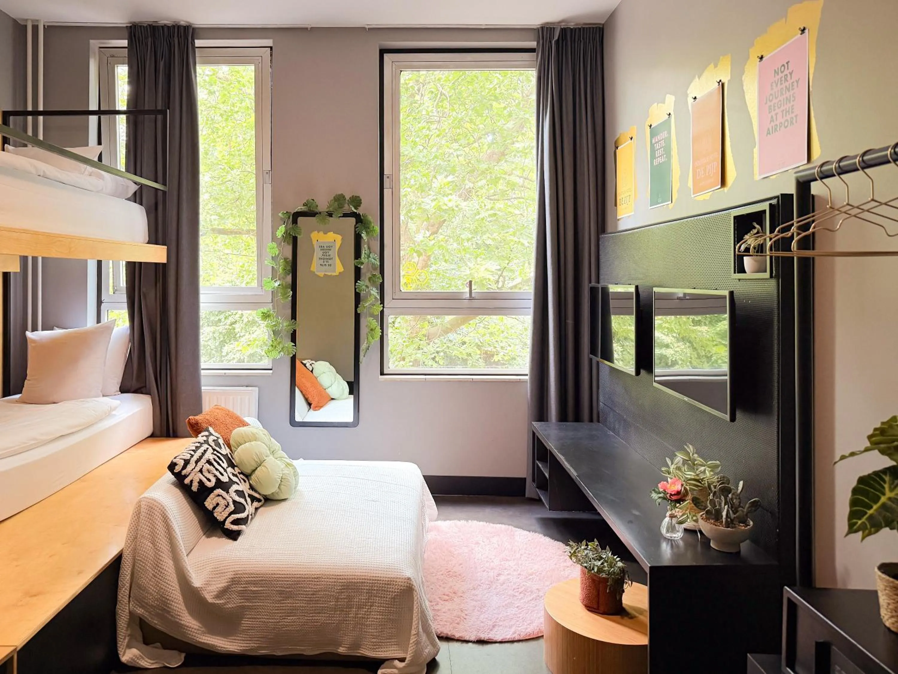 Bed in De Pijp Boutique Hotel