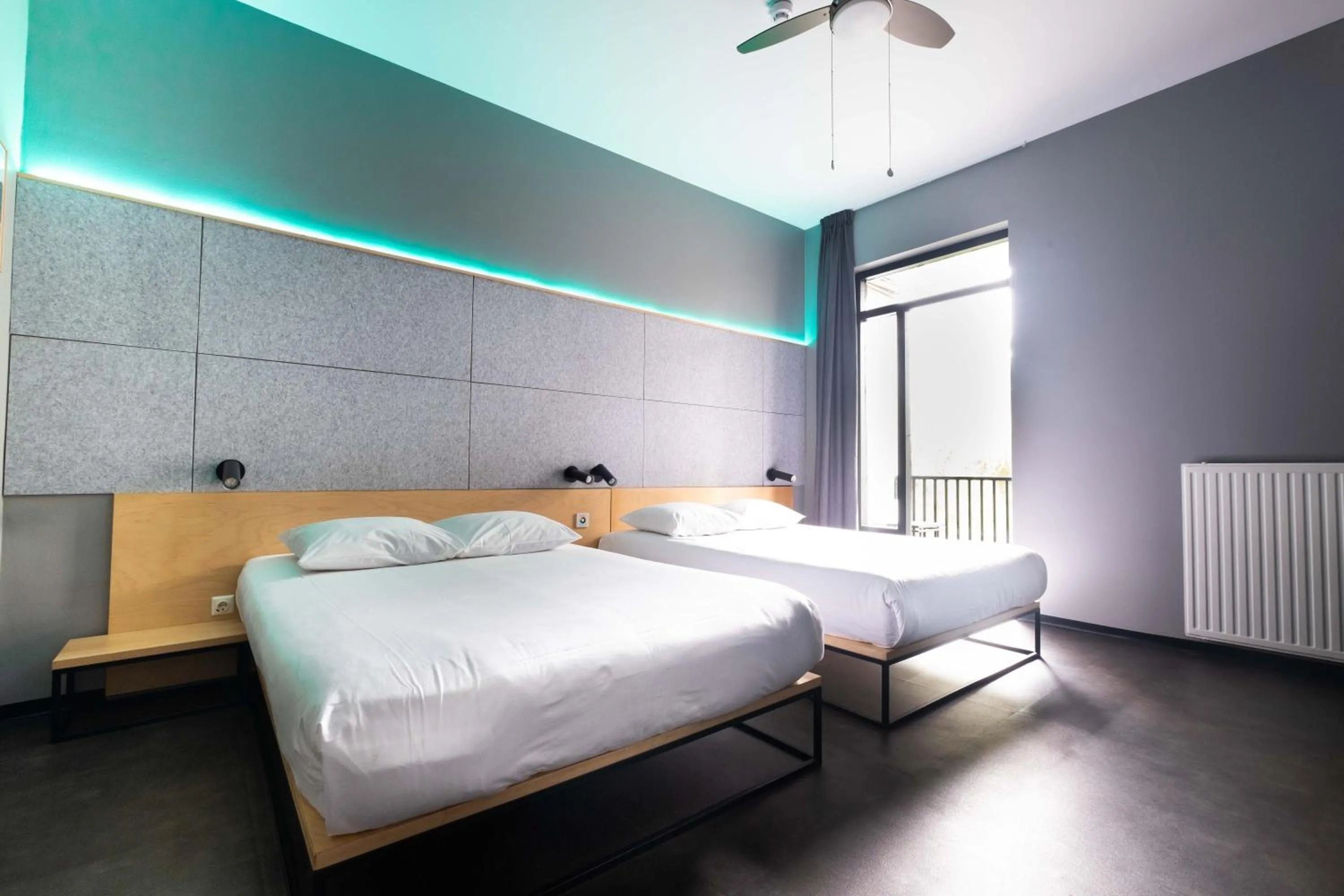 Bed in The Arcade Hotel Amsterdam