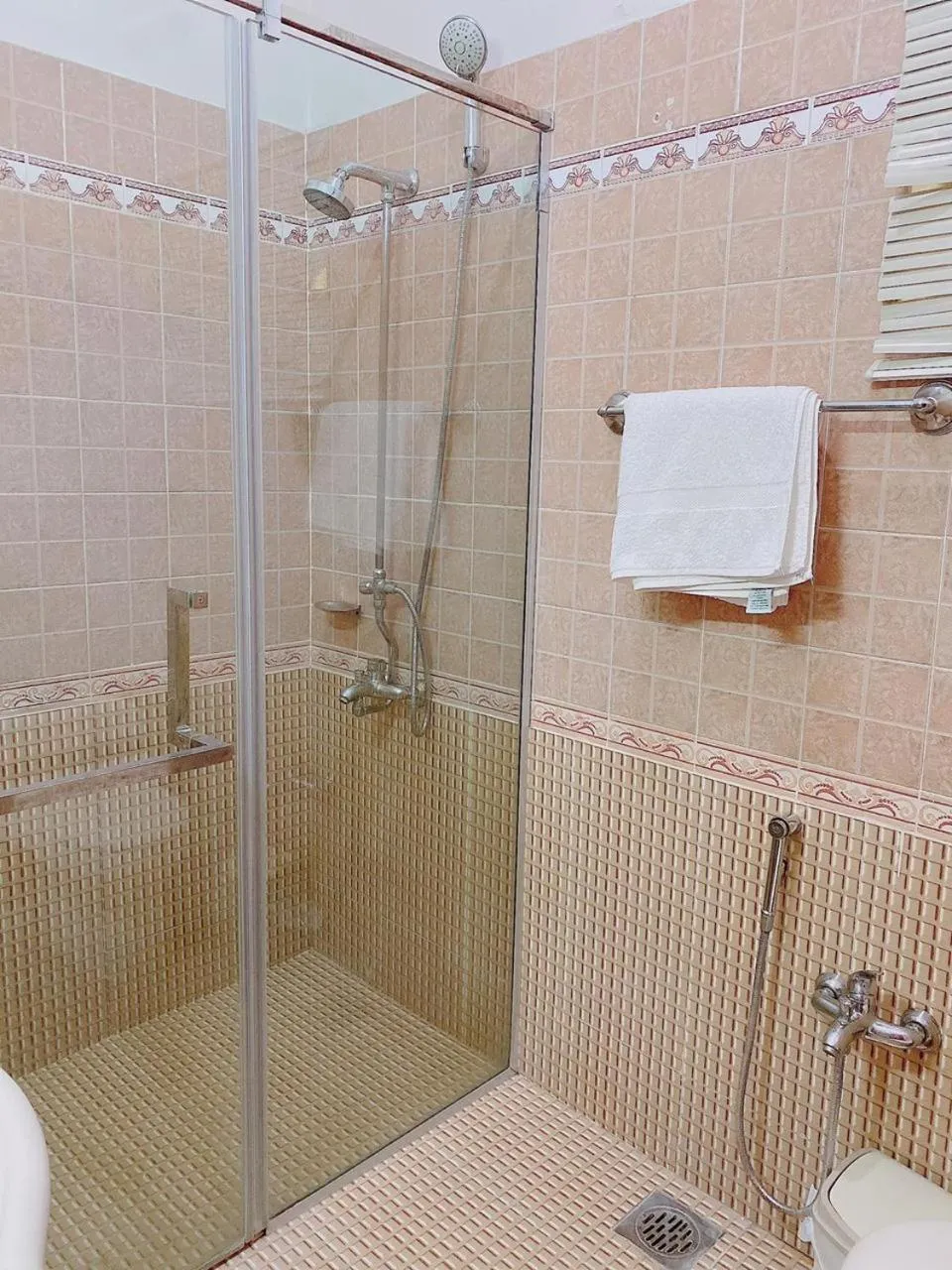 Bathroom in Savoy Inn Guest House Islamabad