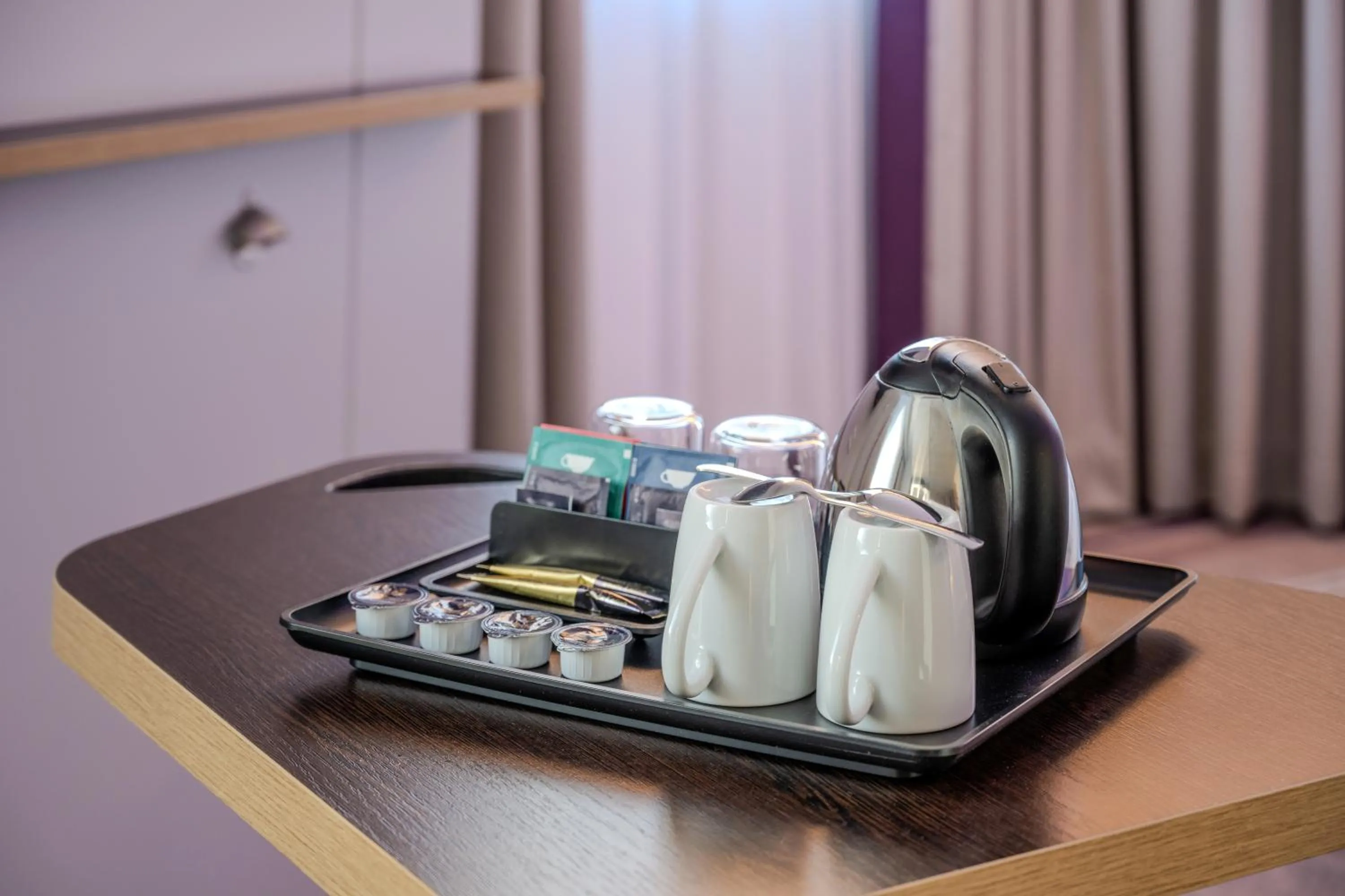 Coffee/tea facilities in Premier Inn München City West