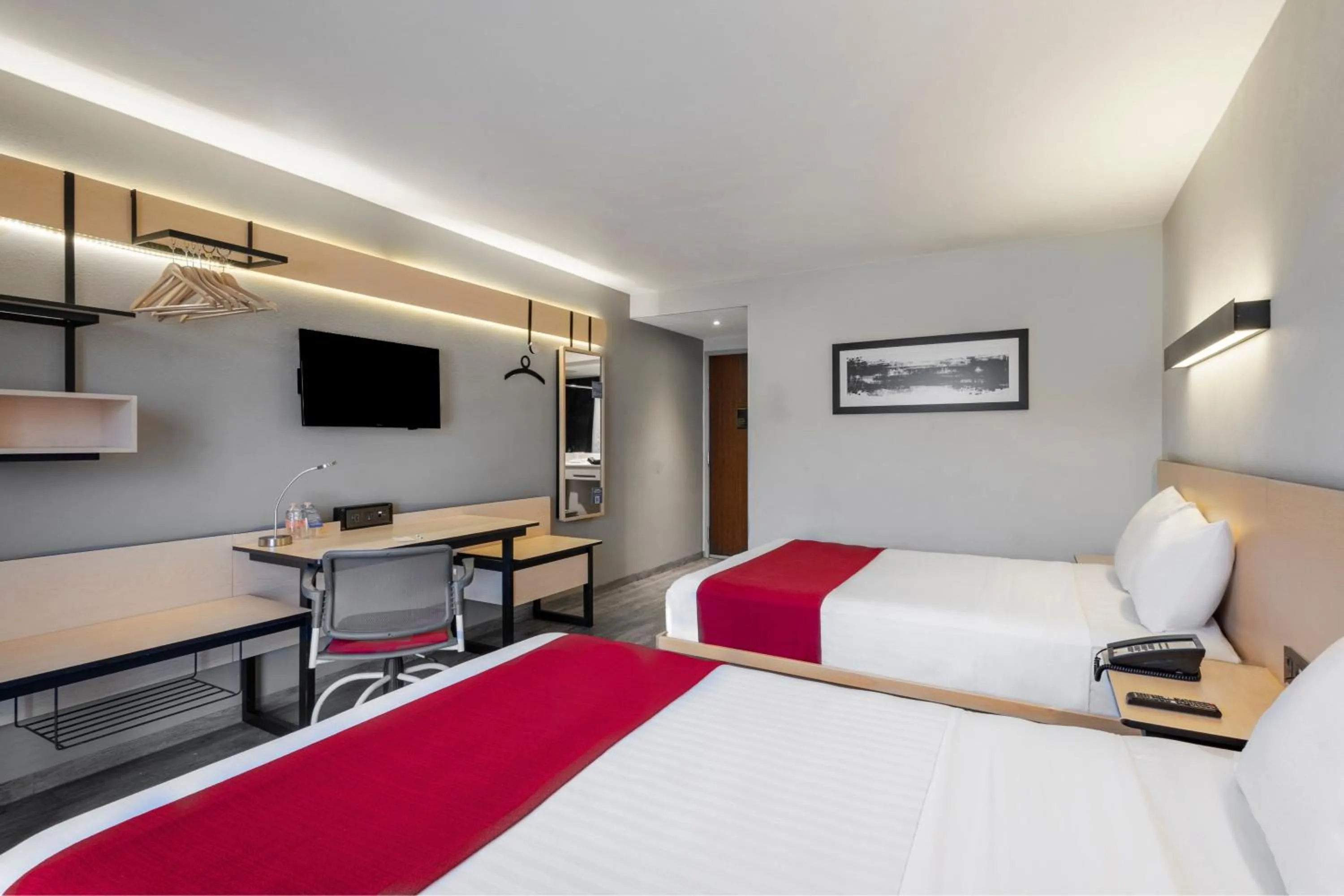 Bedroom, Bed in City Express by Marriott Guadalajara Aeropuerto