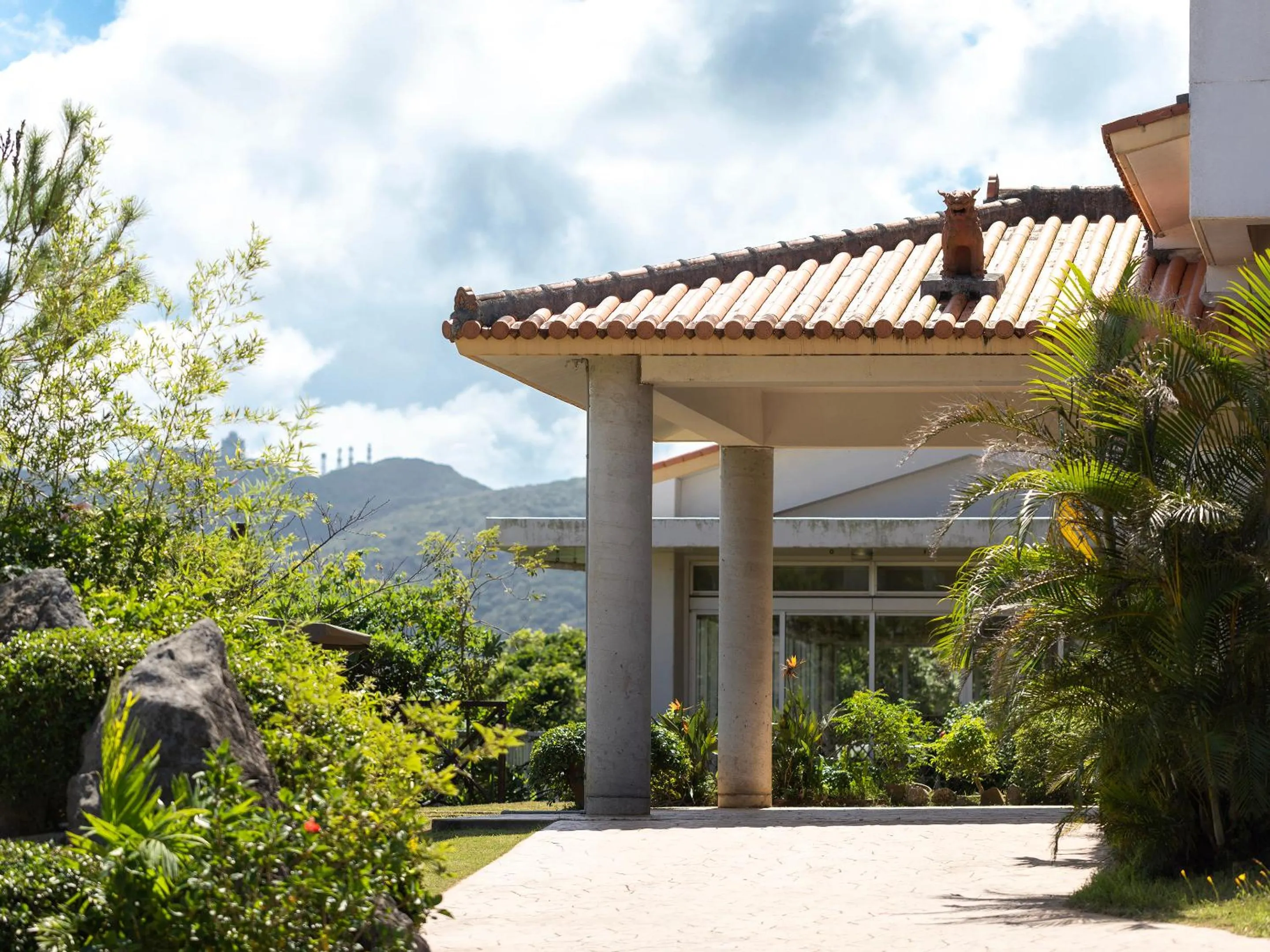 Facade/entrance in Hoshi No Terrace Motobu Yamazato