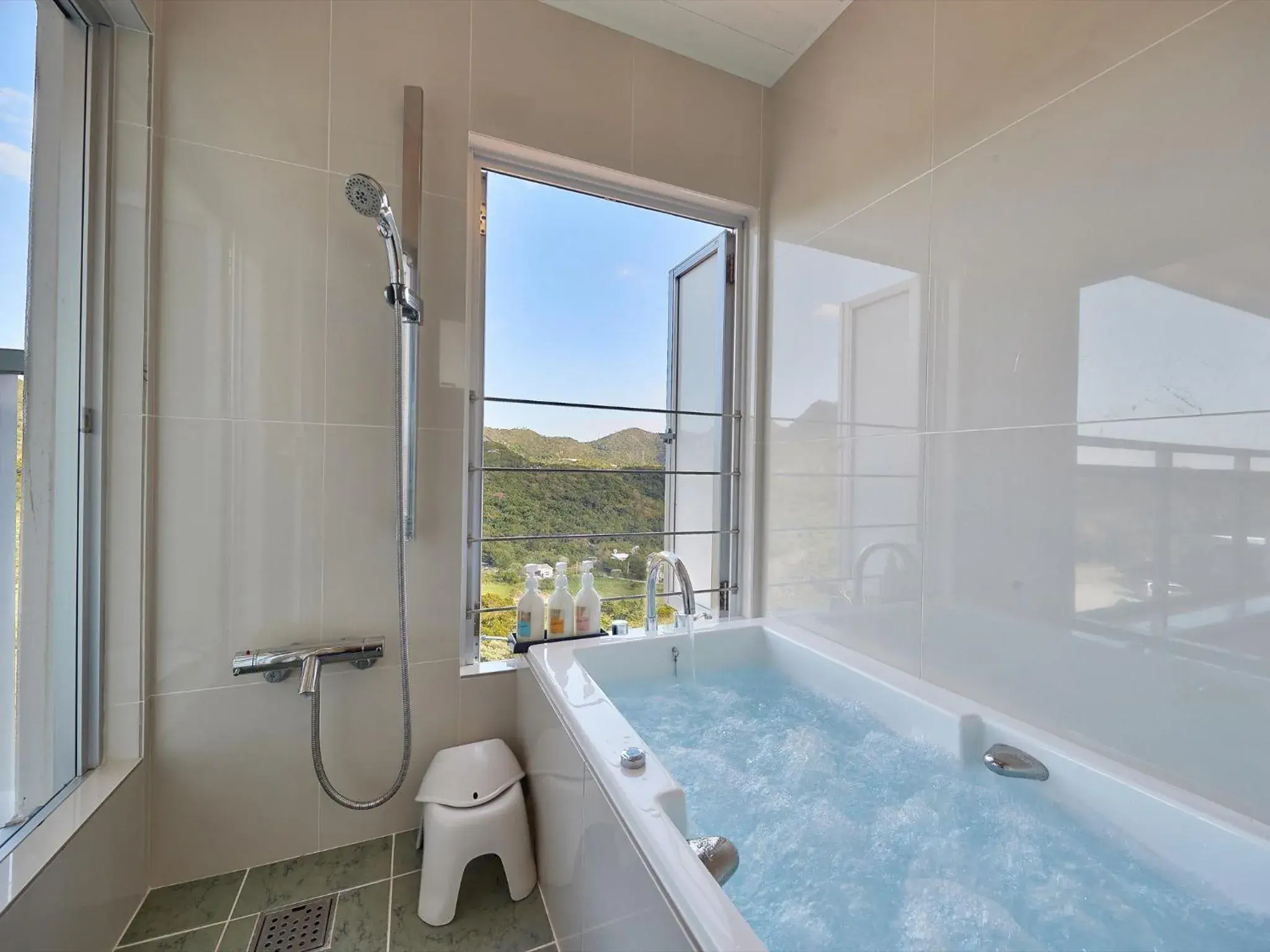 Bathroom in Hoshi No Terrace Motobu Yamazato Bathroom in Hoshi No Terrace Motobu Yamazato