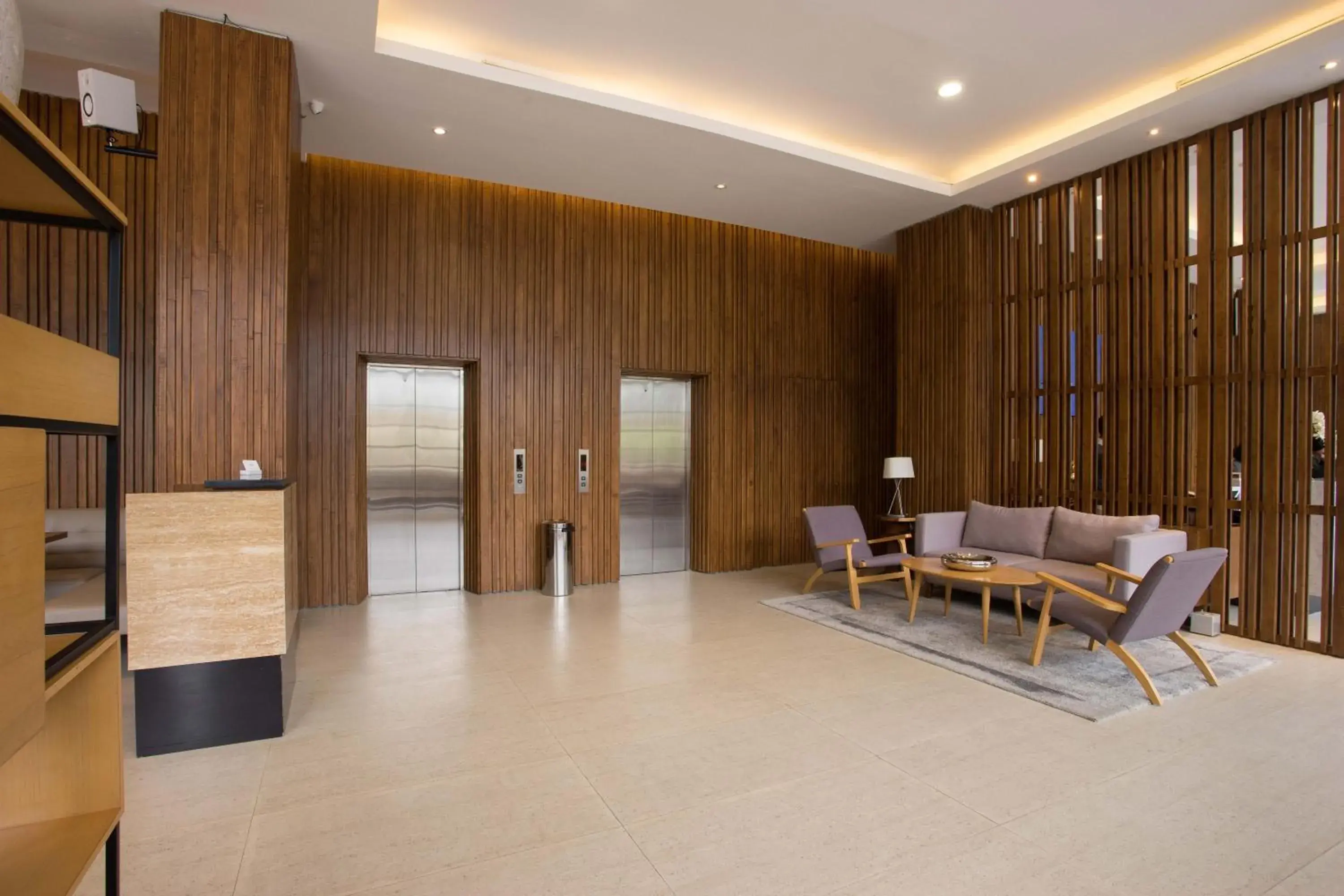 Lobby or reception in Allstay Hotel Semarang Simpang Lima Lobby or reception in Allstay Hotel Semarang Simpang Lima