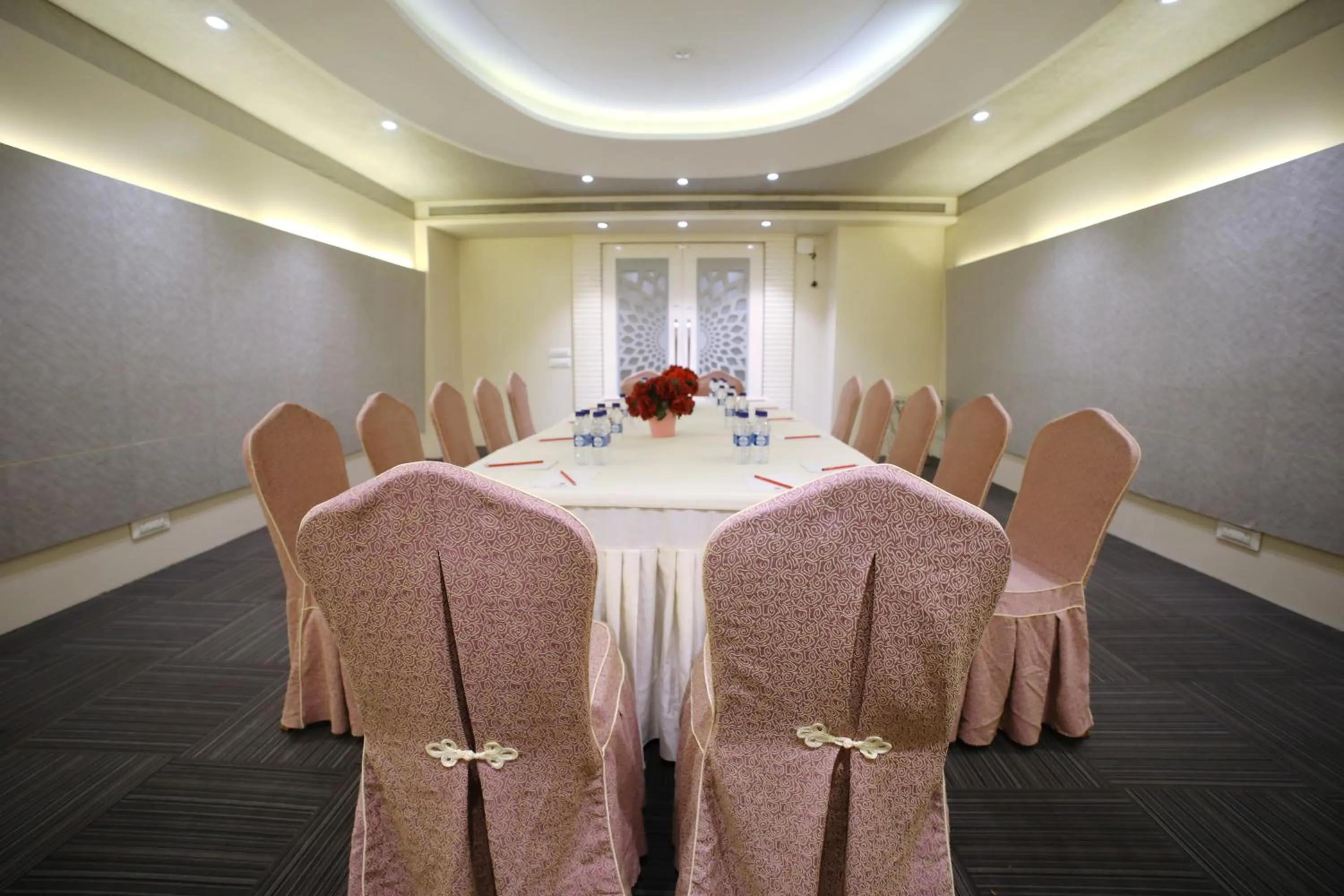 Banquet/Function facilities in The Byke Suraj Plaza Pure Veg, Thane