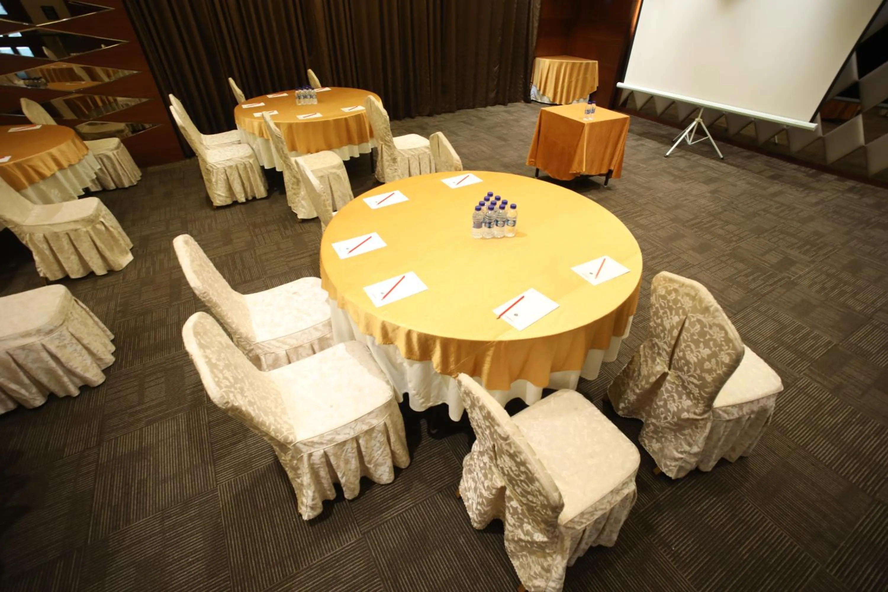 Banquet/Function facilities in The Byke Suraj Plaza Pure Veg, Thane