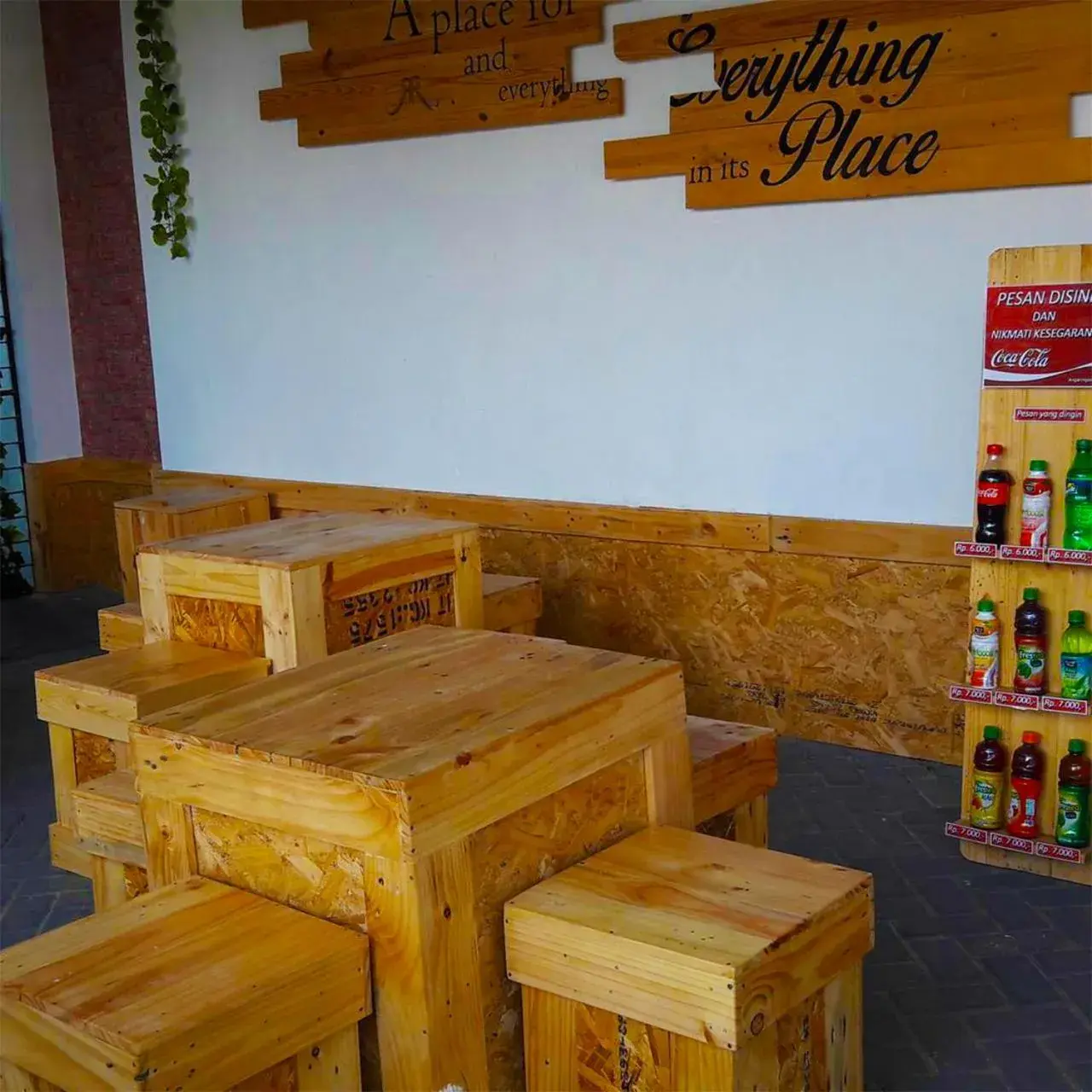 Restaurant/places to eat in Rumah Roso Homestay Restaurant/places to eat in Rumah Roso Homestay