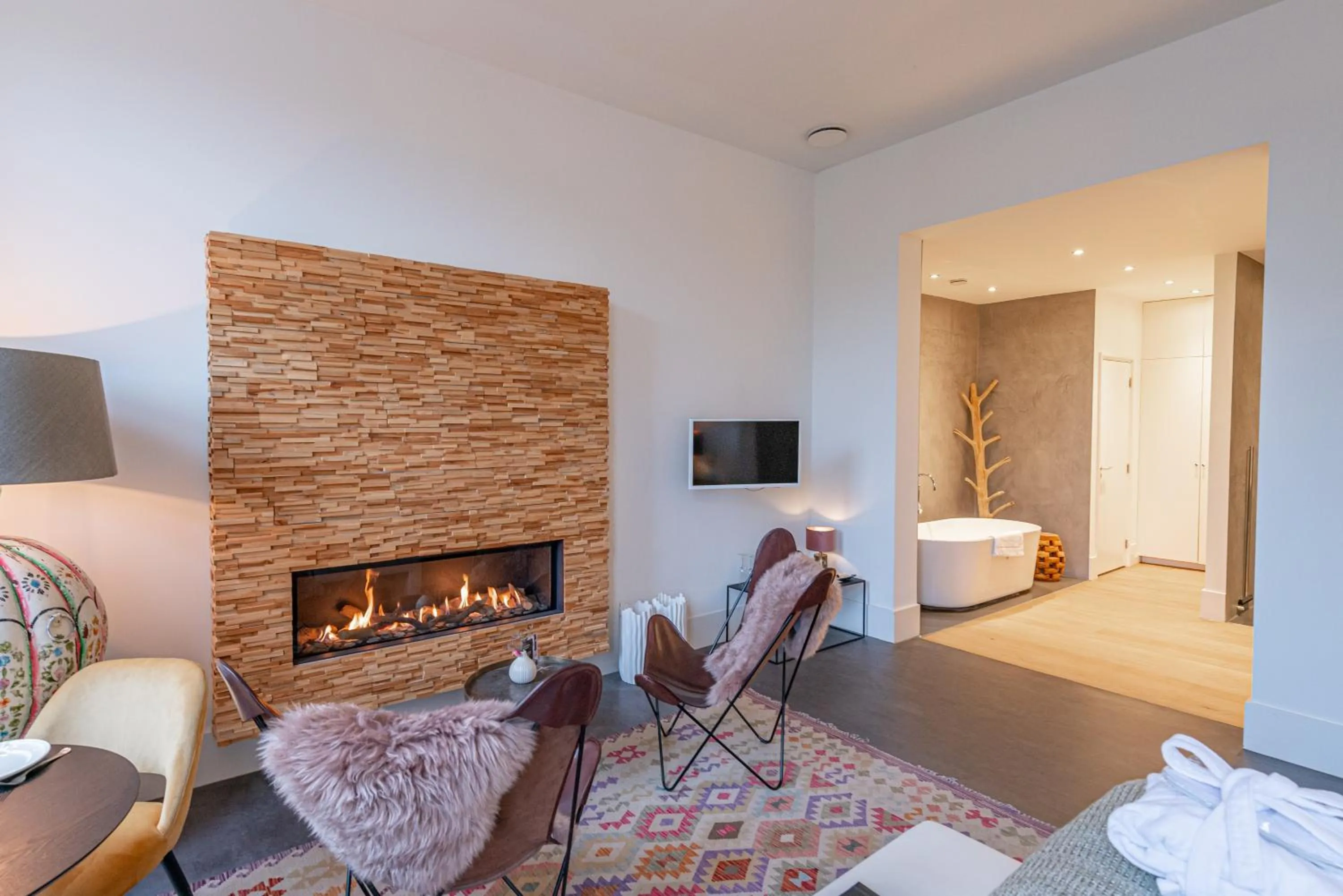 Photo of the whole room, Bed in Bossche Suites Stationsweg