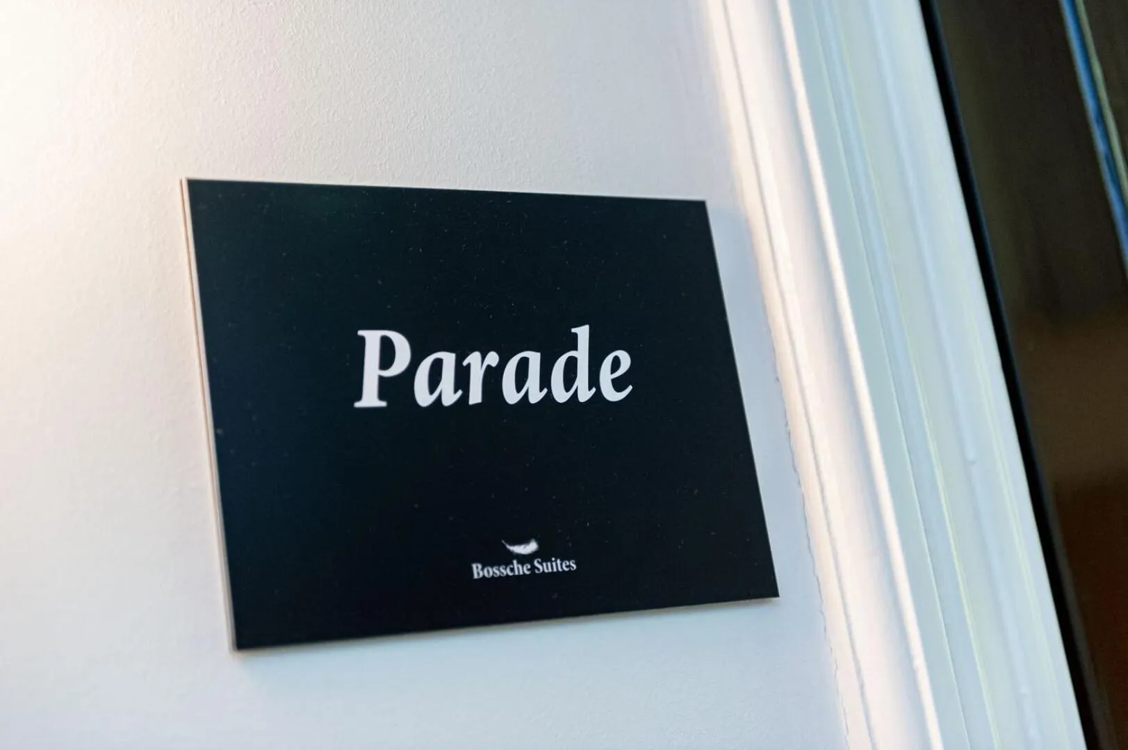 Property logo or sign in Bossche Suites Stationsweg